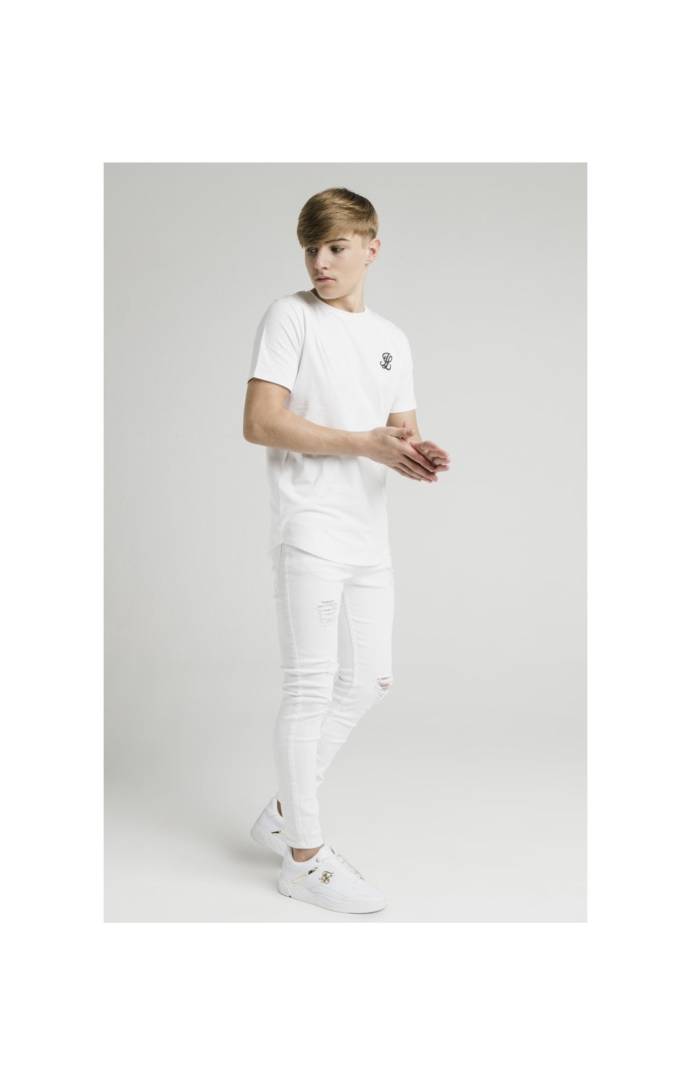 Load image into Gallery viewer, Boys Illusive White Curved Hem T-Shirt (5)