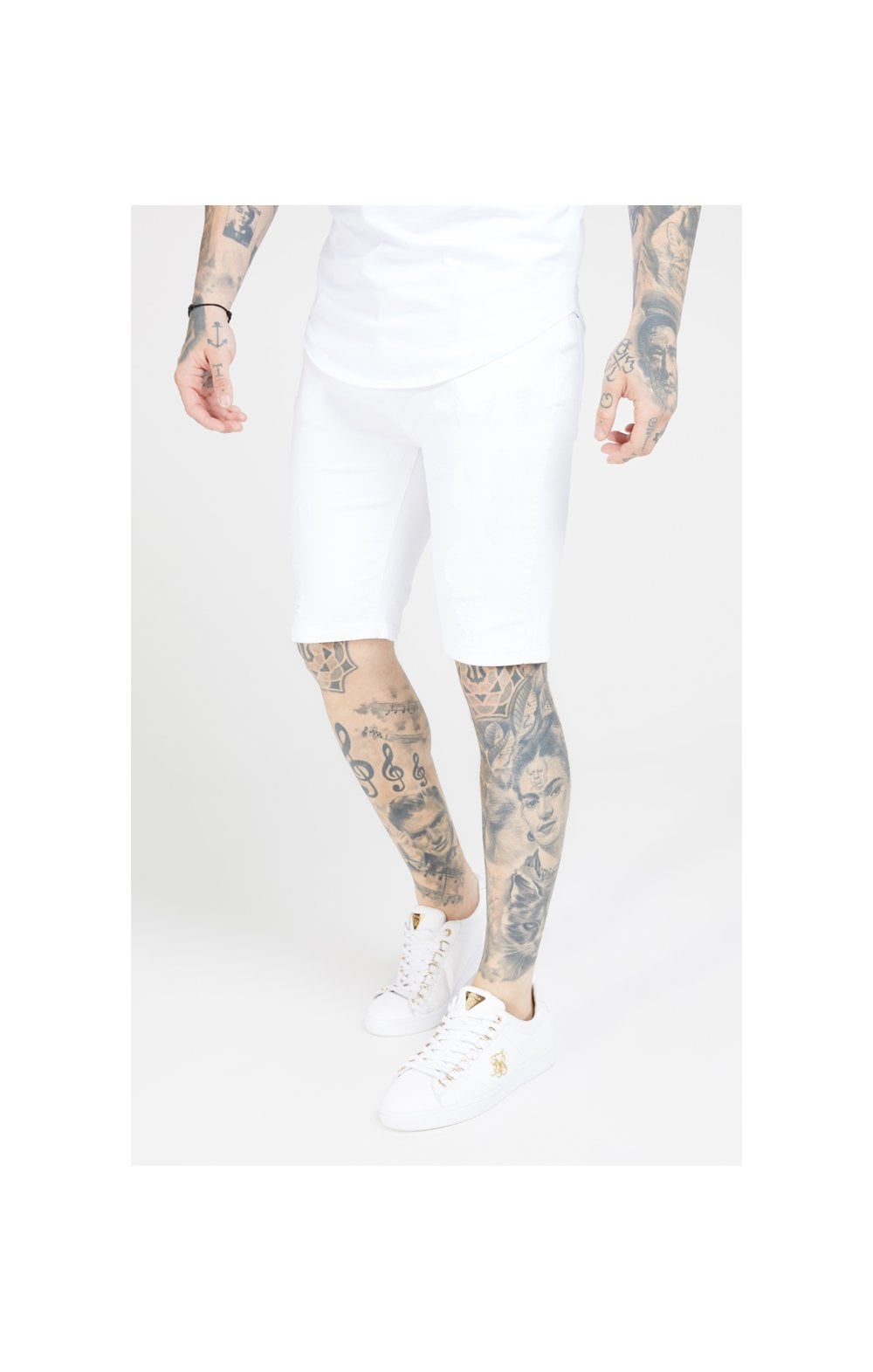 Load image into Gallery viewer, White Skinny Distressed Short