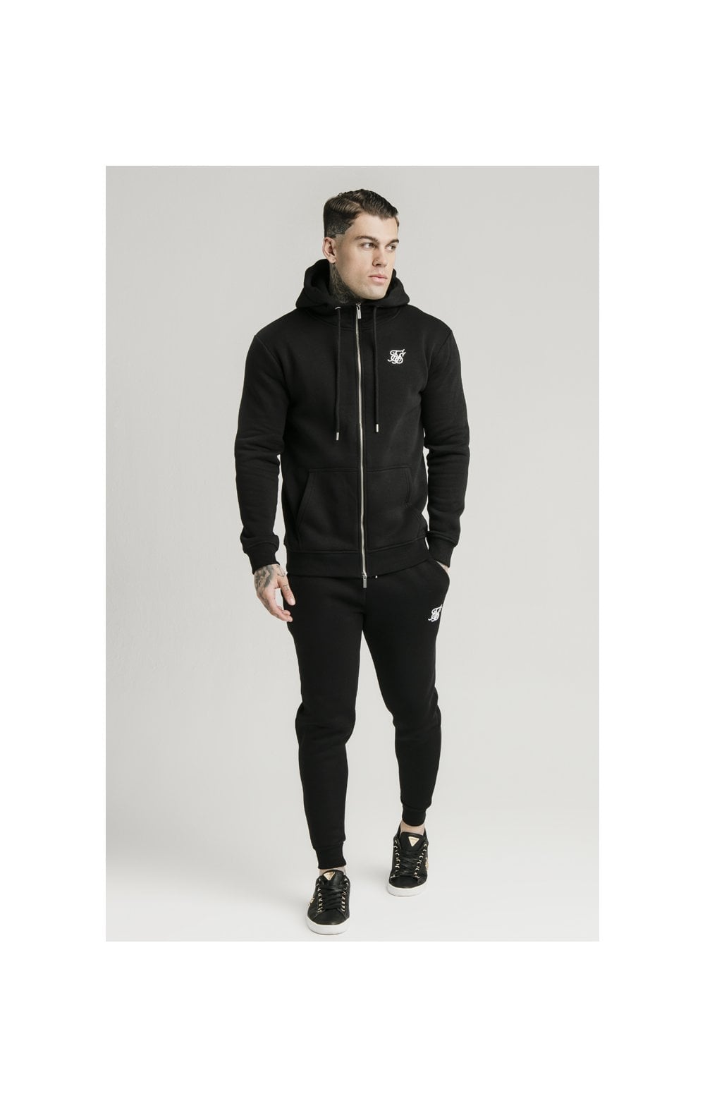 Load image into Gallery viewer, Black Muscle Fit Jogger (6)