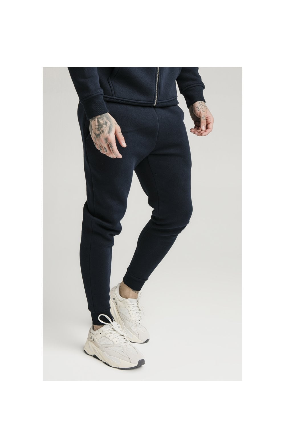 Load image into Gallery viewer, Navy Muscle Fit Jogger (2)