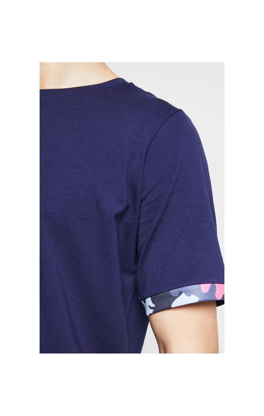 Load image into Gallery viewer, Illusive London Contrast Cuff Tee – Navy &amp; Neon Pink Camo