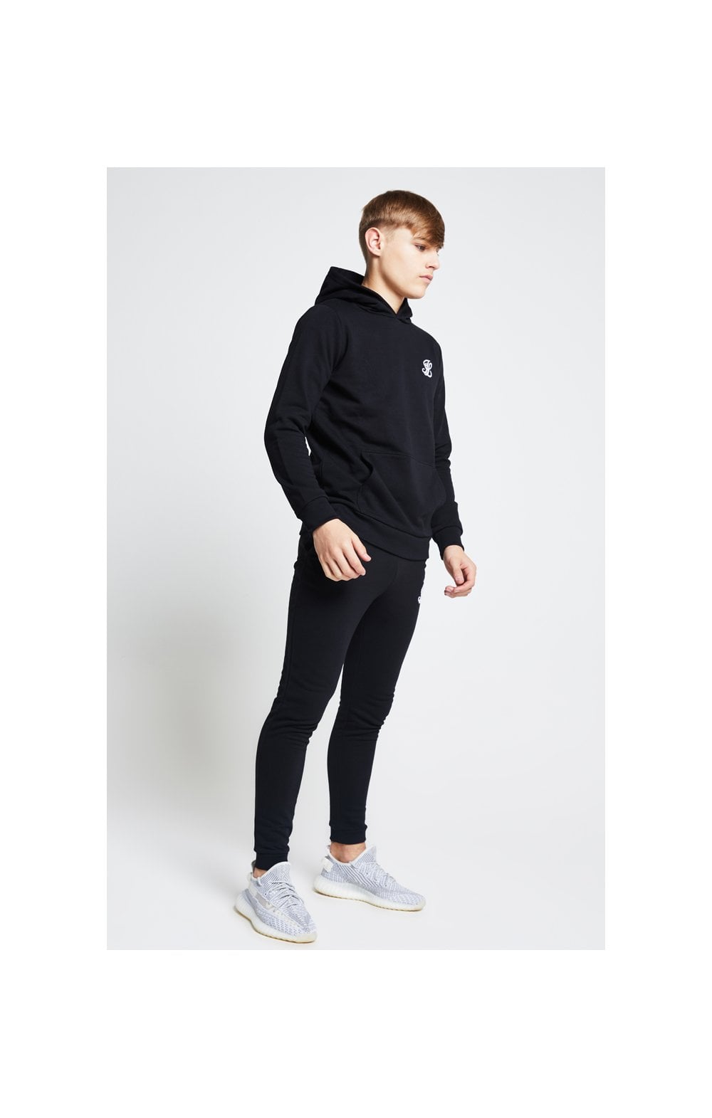 Load image into Gallery viewer, Boys Illusive Black Essentials Jogger (4)