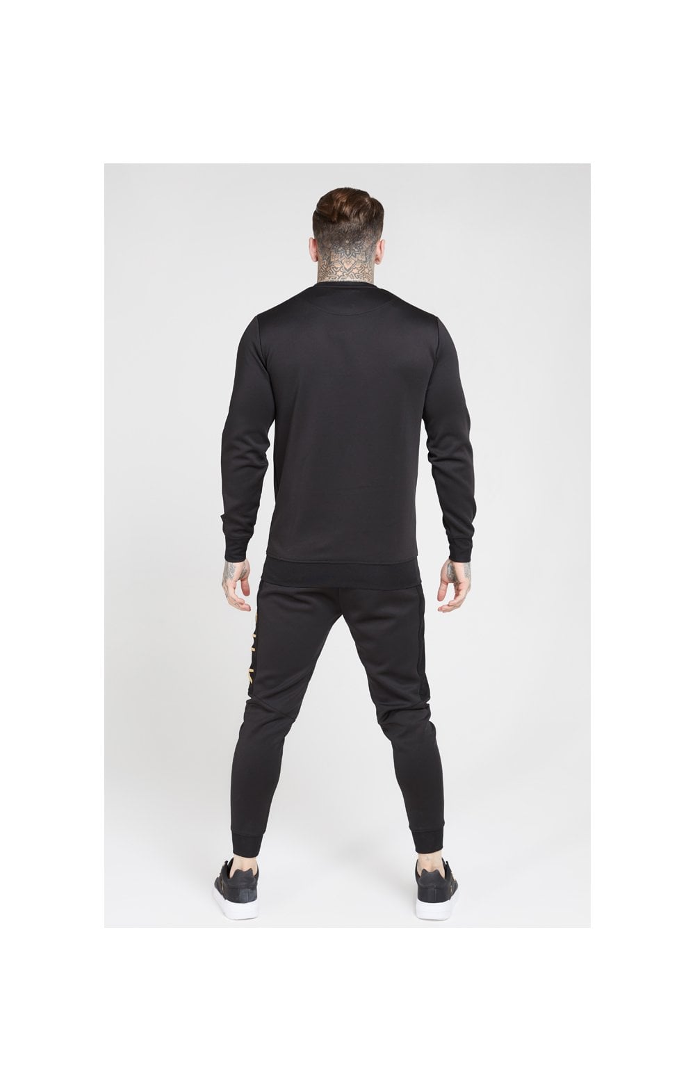 Load image into Gallery viewer, SikSilk Crew Sweat – Black &amp; Gold (4)