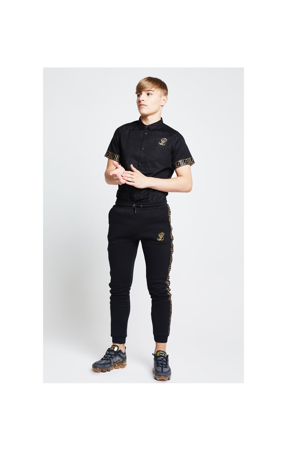 Load image into Gallery viewer, Illusive London S/S Taped Shirt - Black (3)