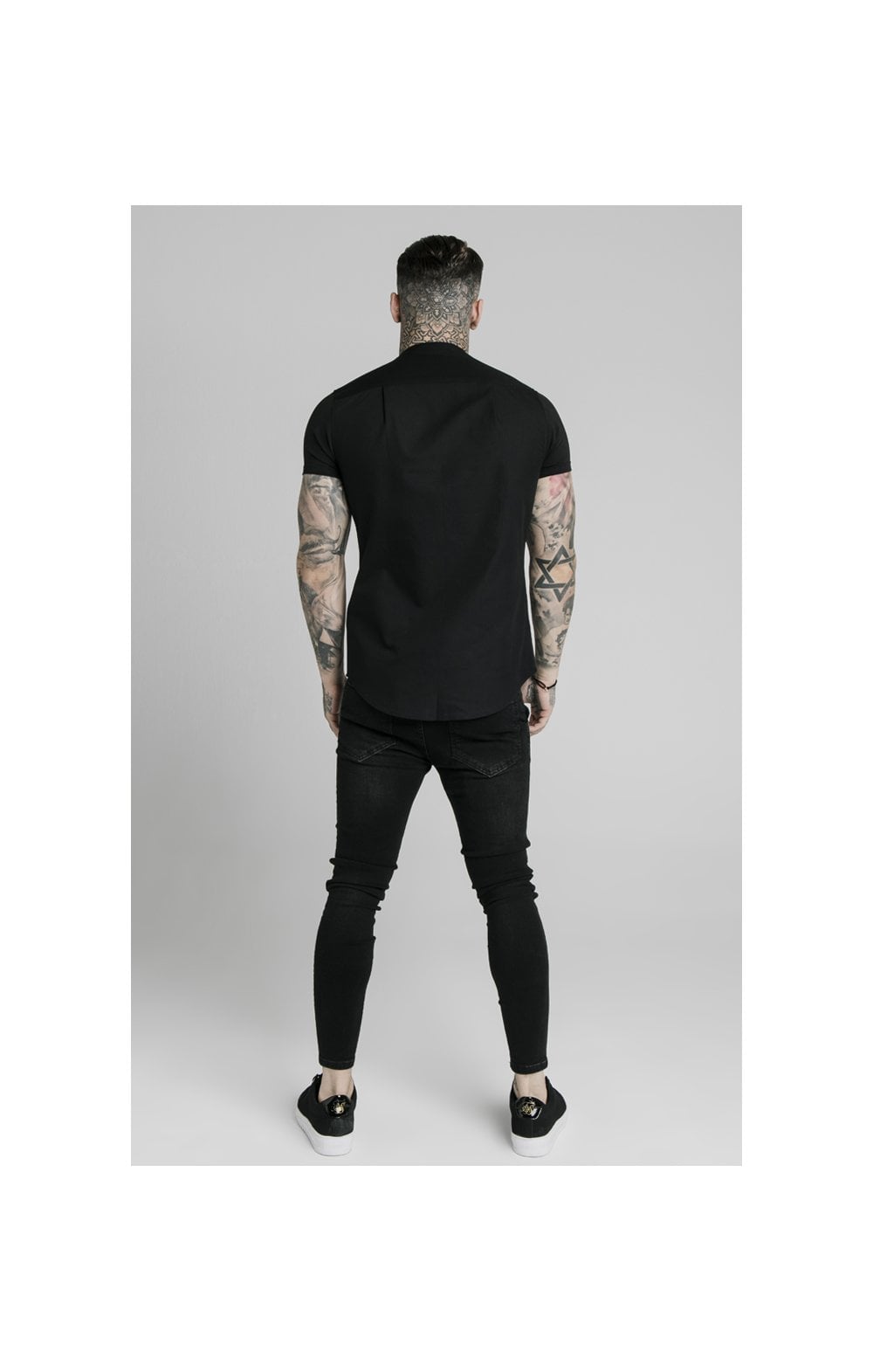 Load image into Gallery viewer, Black Short Sleeve Standard Collar Shirt (4)