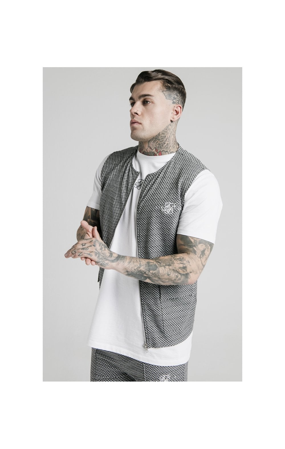 Load image into Gallery viewer, SikSilk Smart Wear Vest - Black &amp; White Dogtooth