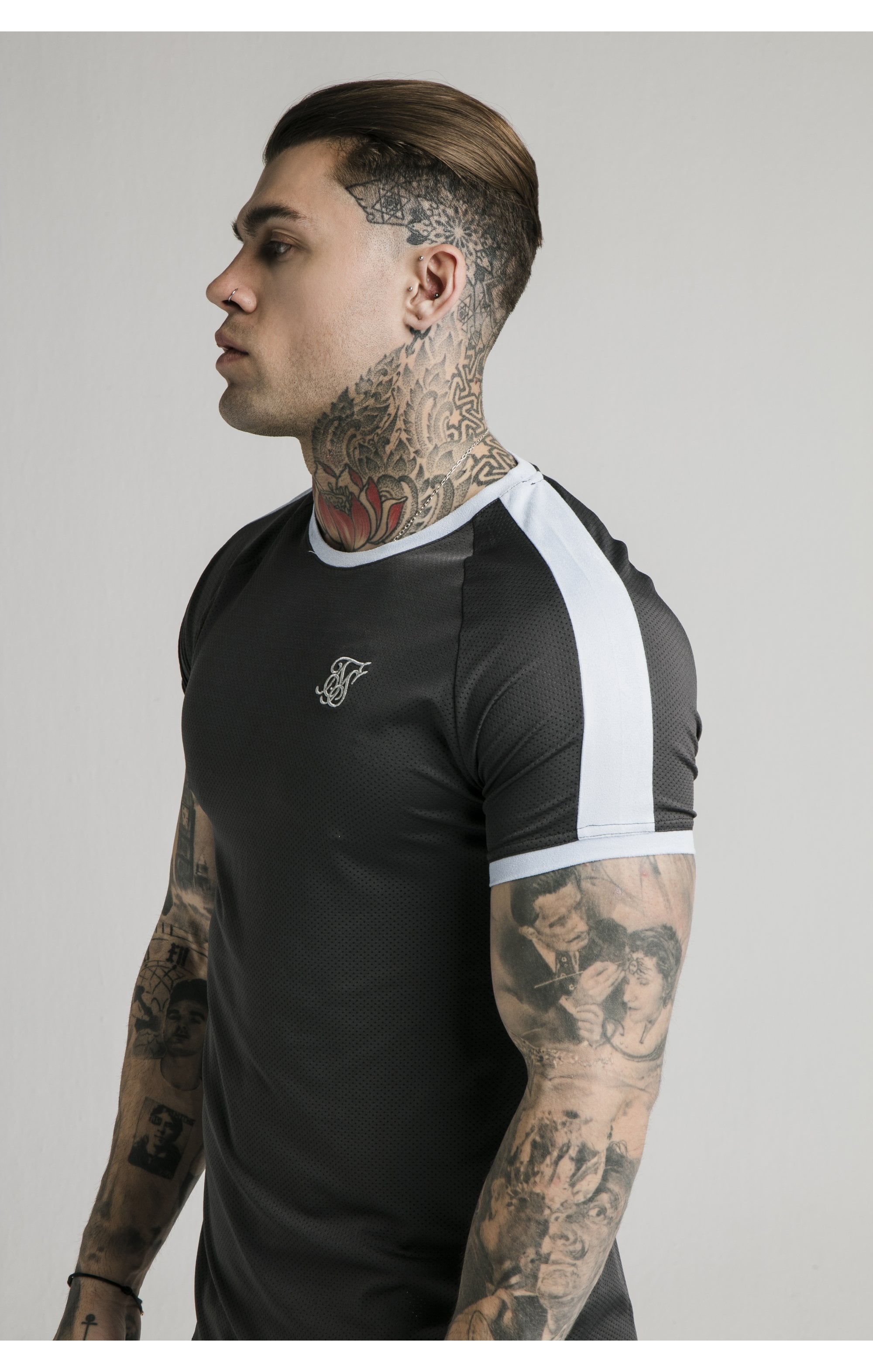 Load image into Gallery viewer, SikSilk S/S Eyelet Tech Tee – Charcoal Grey (1)