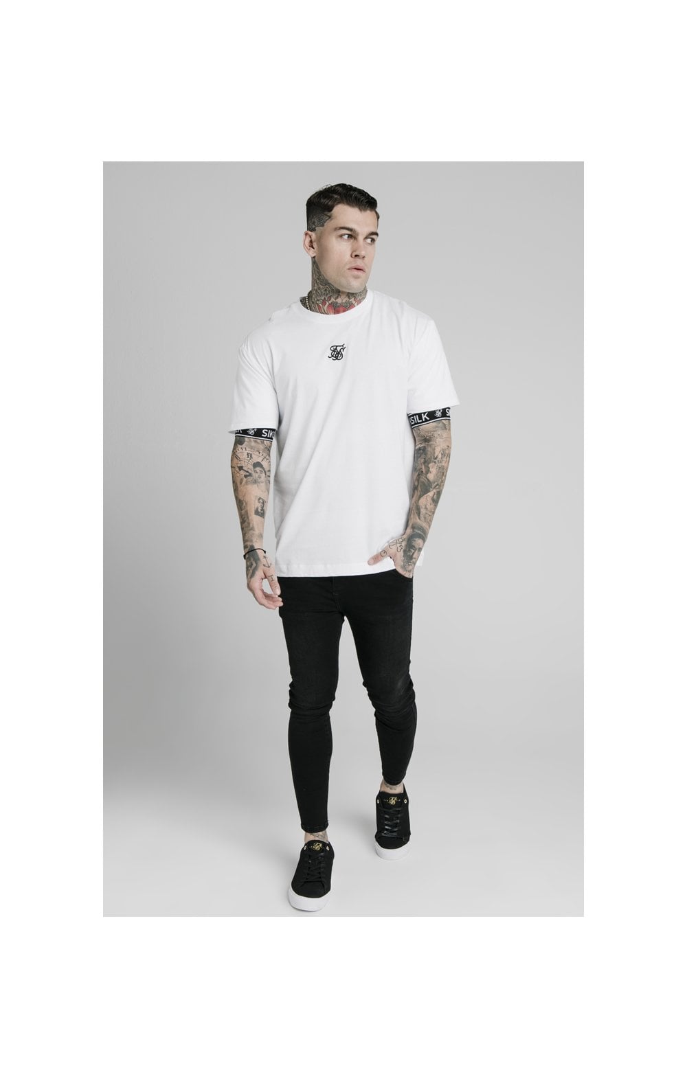 Load image into Gallery viewer, SikSilk S/S Inset Cuff Essential Tee - White (2)