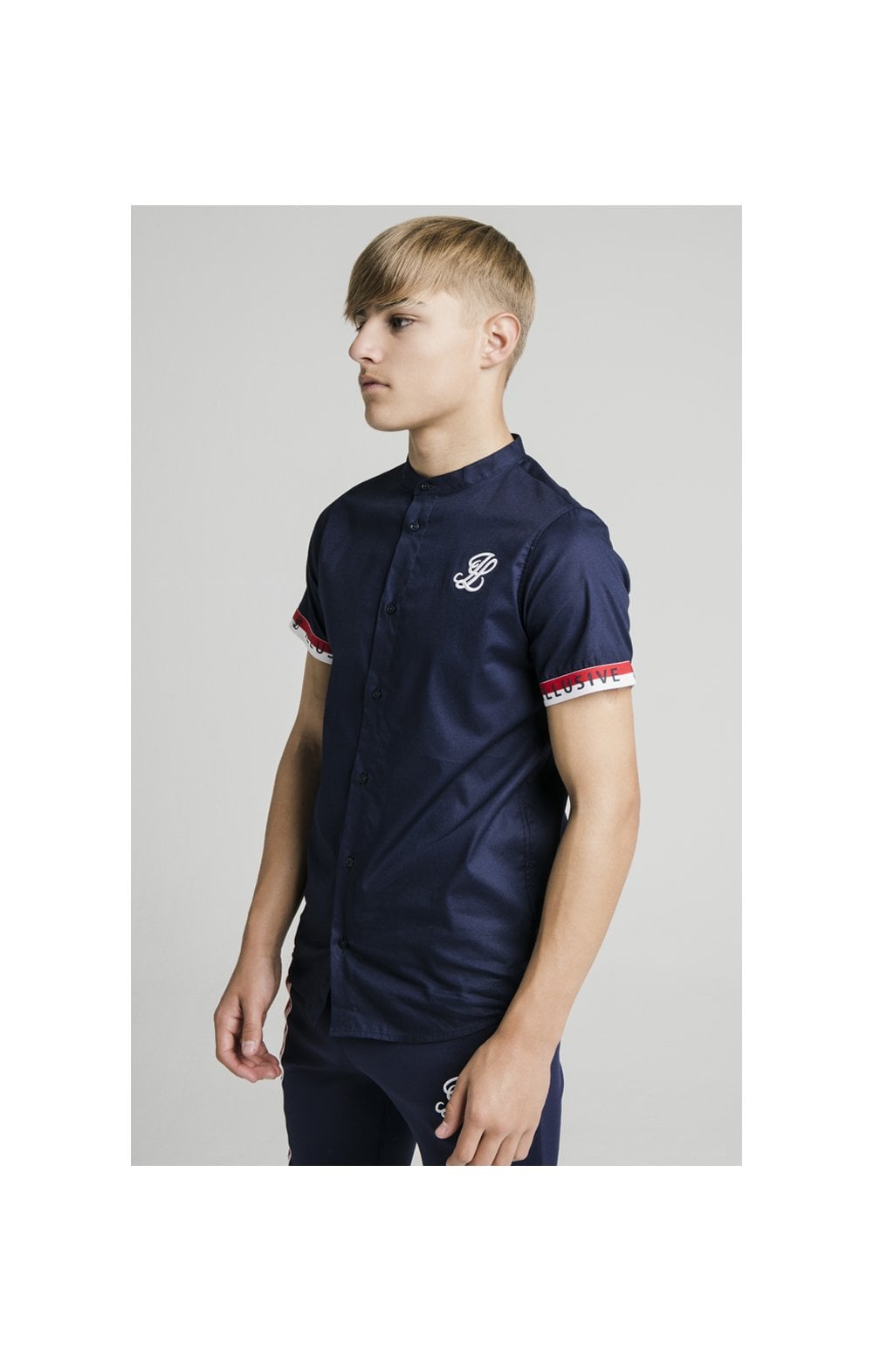 Load image into Gallery viewer, Illusive London S/S Tech Shirt - Navy (1)