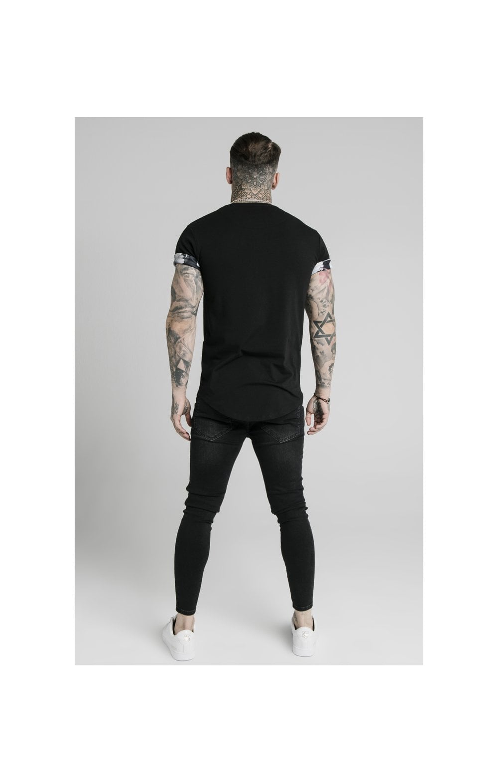 Load image into Gallery viewer, SikSilk S/S Floral Roll Sleeve Tee – Black (4)