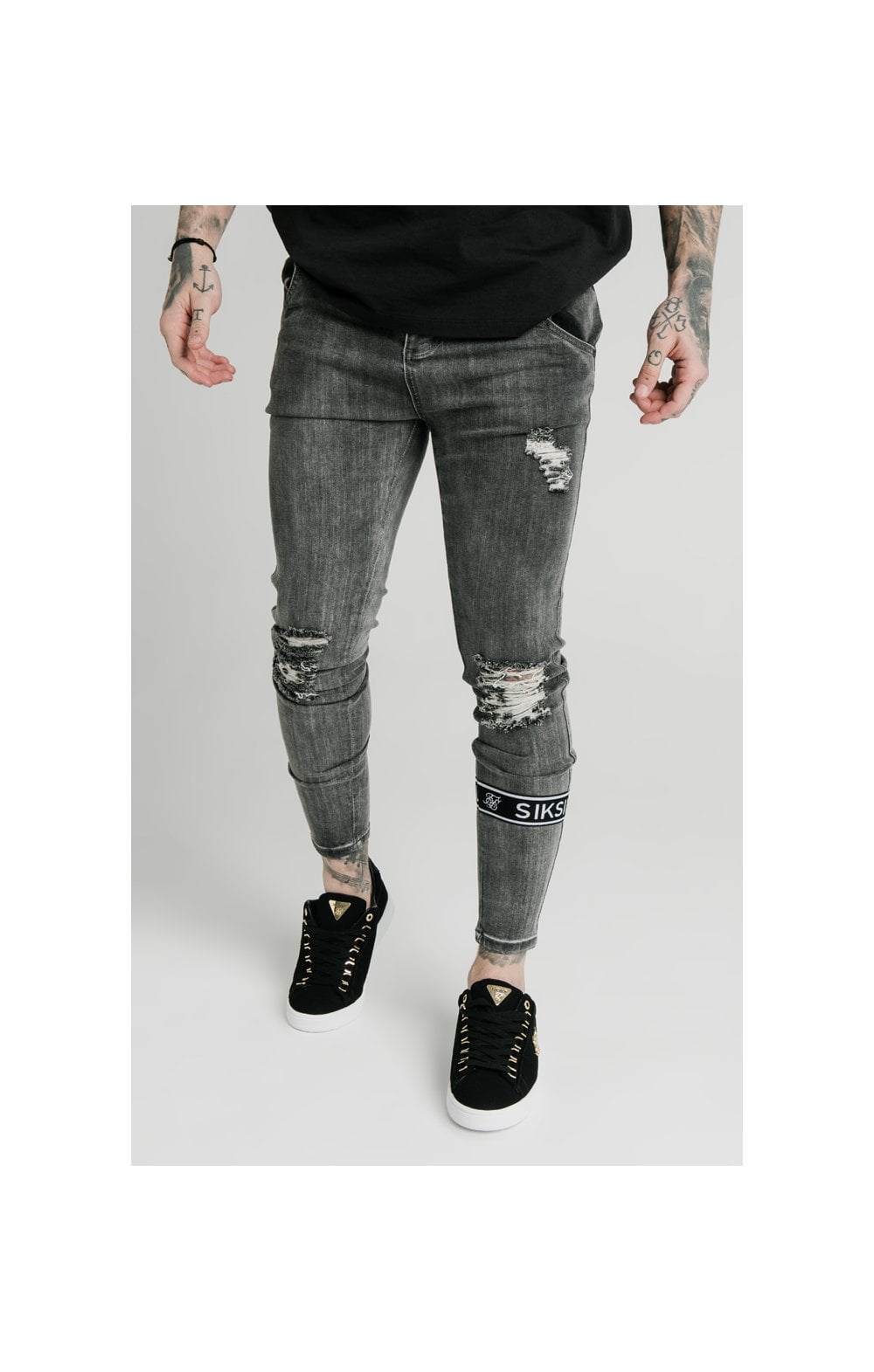Load image into Gallery viewer, SikSilk Burst Knee Tape Jeans - Washed Black