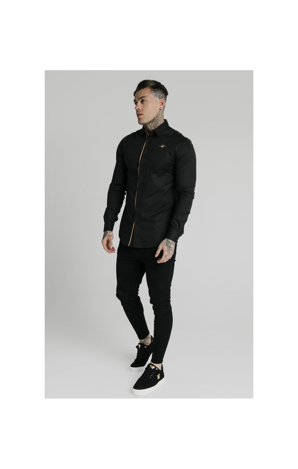 Load image into Gallery viewer, SikSilk L/S Fade Piping Shirt - Black &amp; Gold (3)