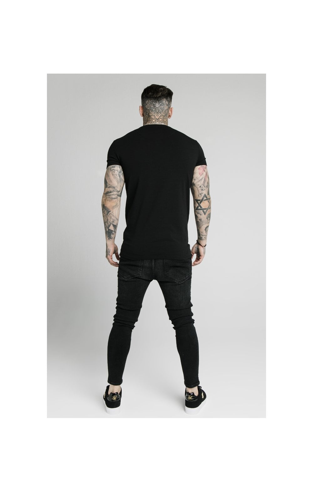 Load image into Gallery viewer, SikSilk S/S Prestige Gym Tee - Black &amp; Gold (5)