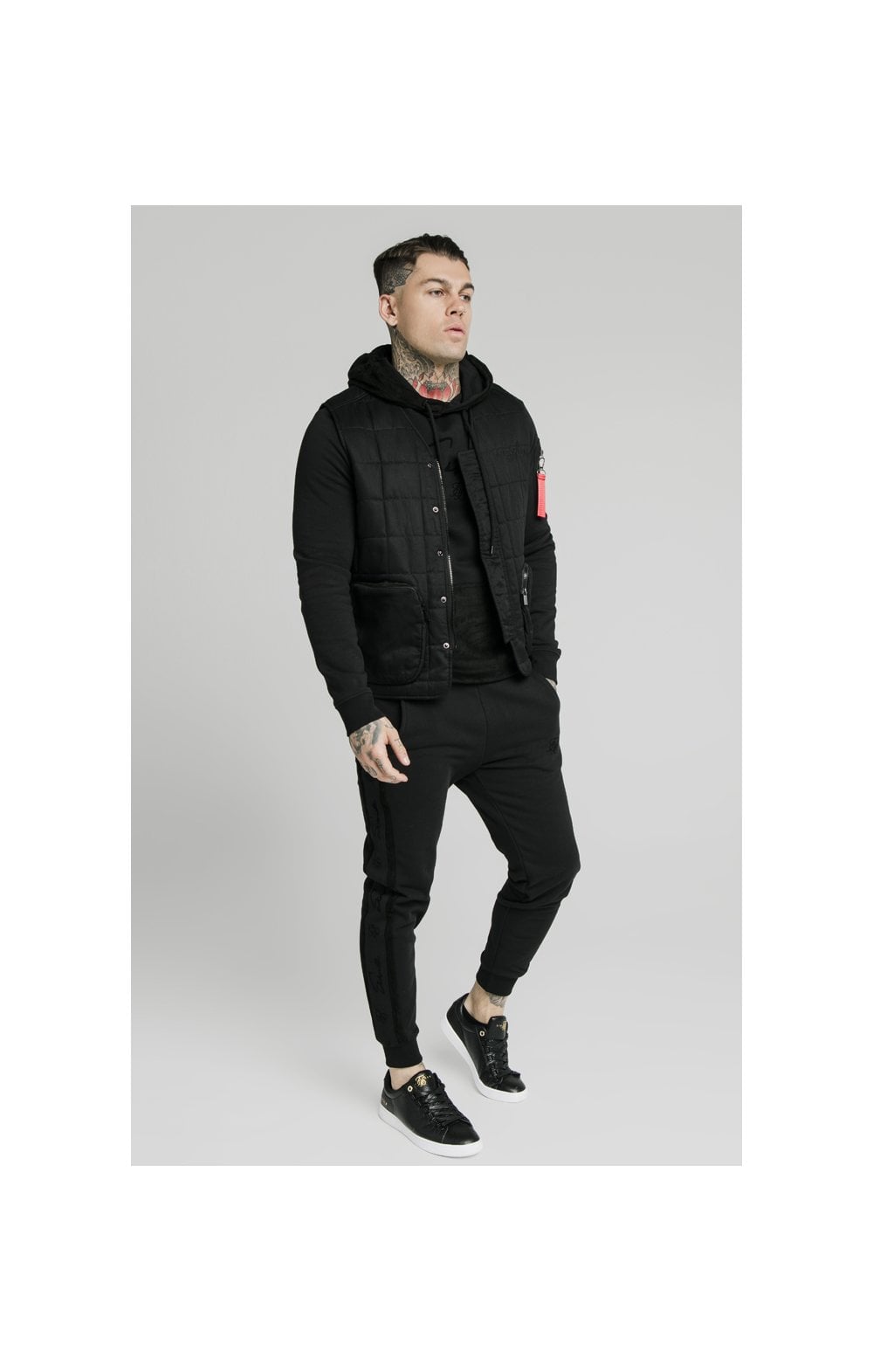 Load image into Gallery viewer, SikSilk Farmers Gilet - Black (5)