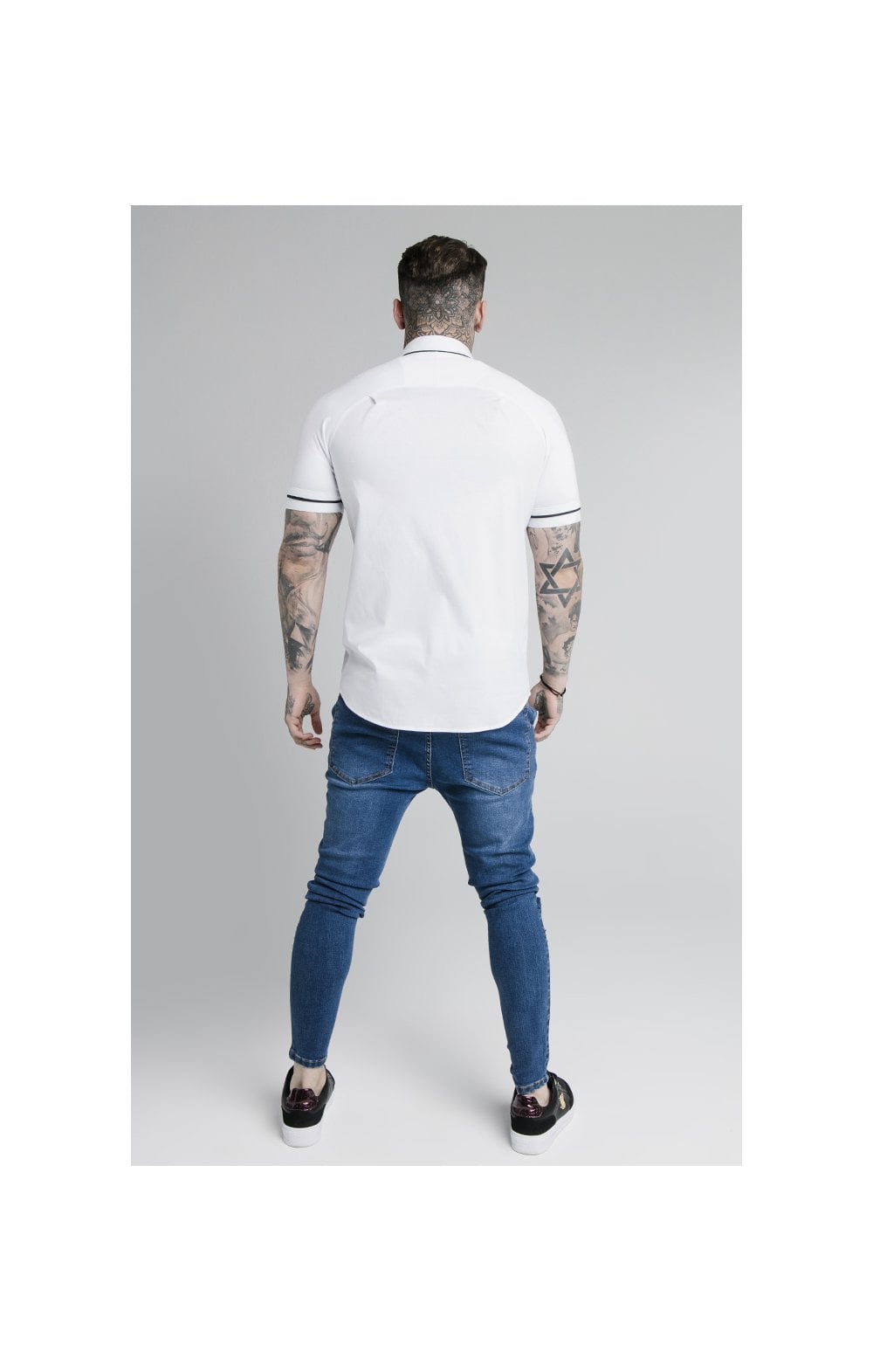 Load image into Gallery viewer, SikSilk S/S Piping Inset Cuff Shirt - White (4)