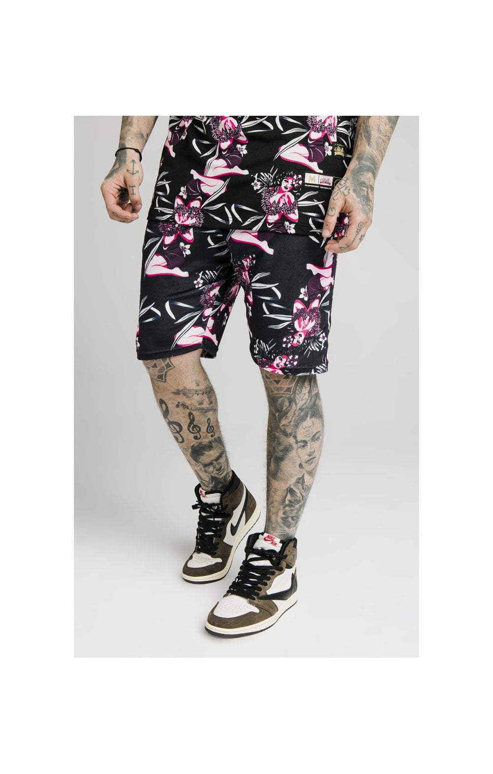 Load image into Gallery viewer, SikSilk Tropics Fitted Shorts - Black &amp; Tropics