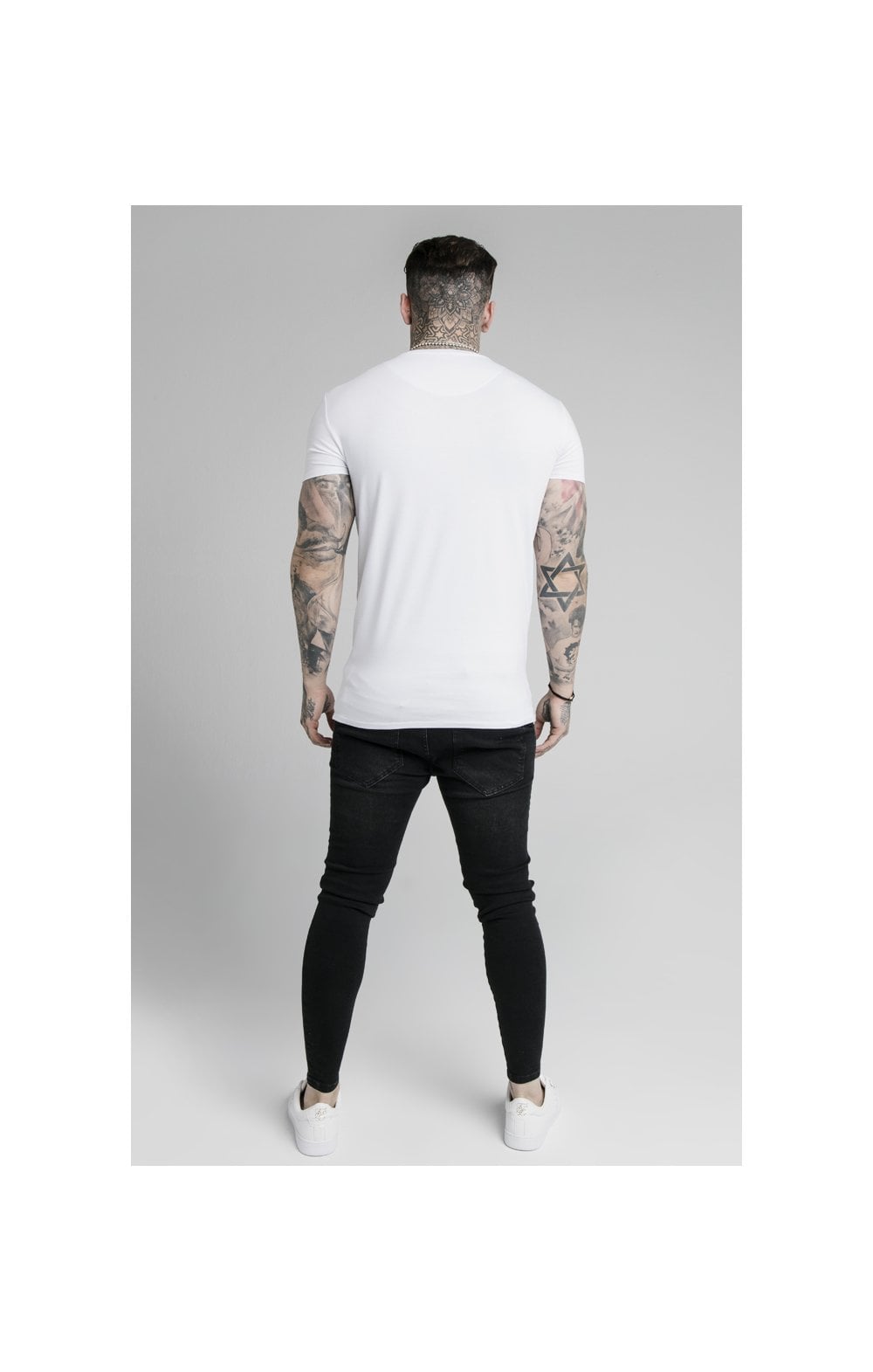 Load image into Gallery viewer, SikSilk S/S Prestige Embroidery Gym Tee - White (3)