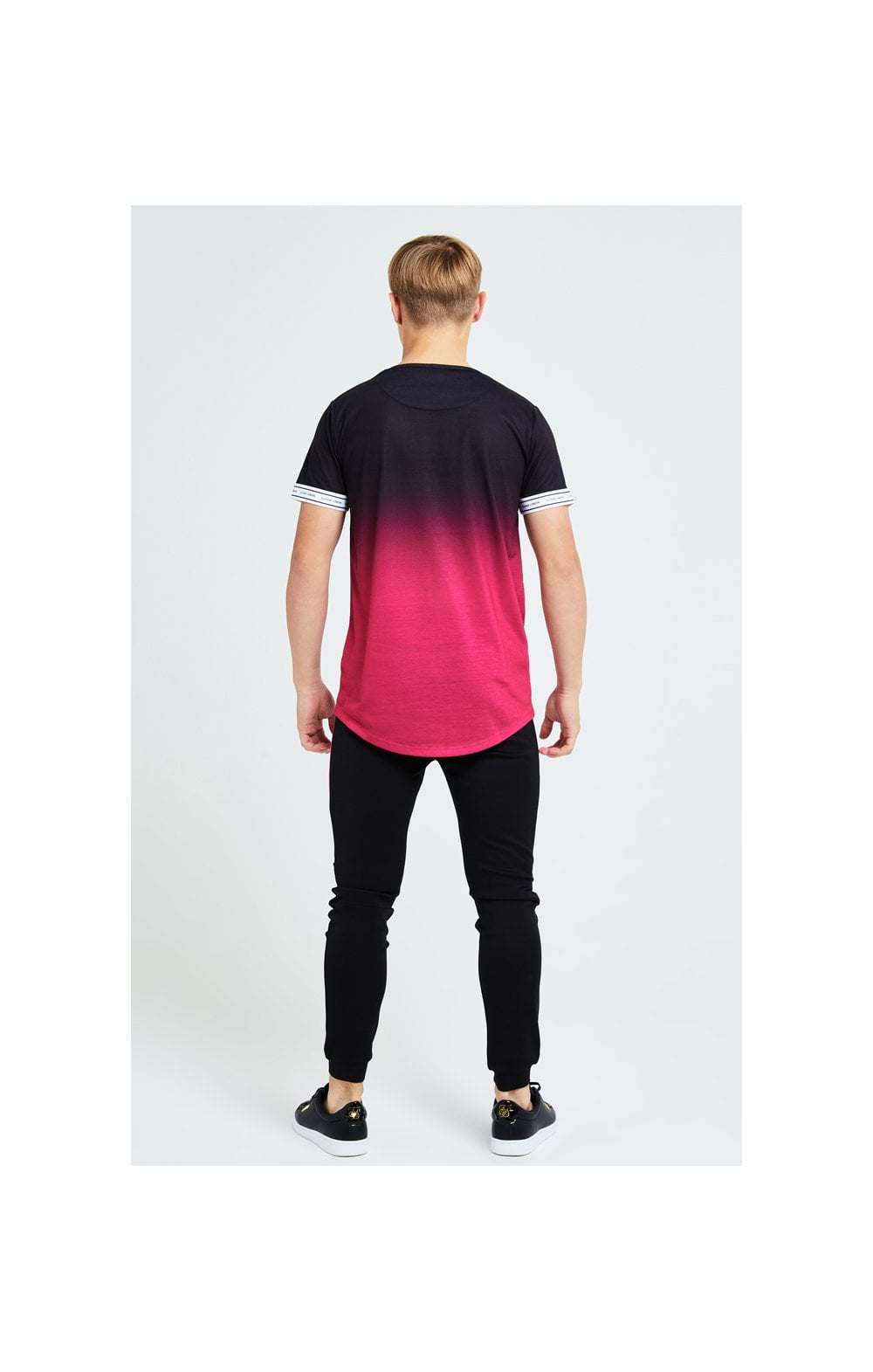 Load image into Gallery viewer, Illusive London Flux S/S Tech Tee - Black &amp; Pink (3)