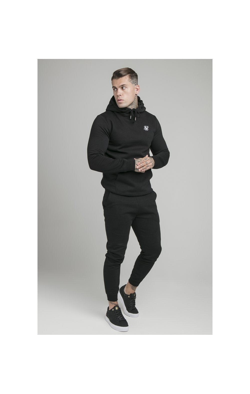 Load image into Gallery viewer, Black Muscle Fit Overhead Hoodie (2)