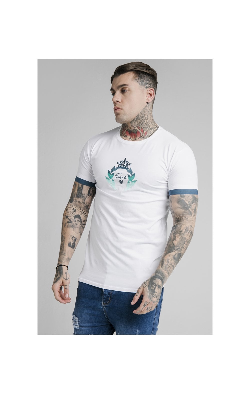 Load image into Gallery viewer, SikSilk S/S Fade Prestige Gym Tee - White &amp; Pacific Fade