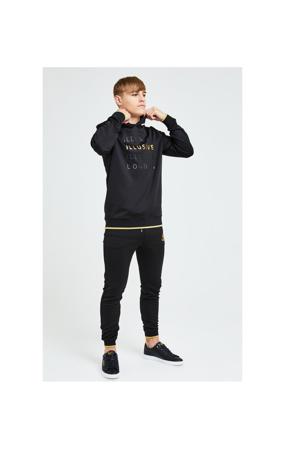 Load image into Gallery viewer, Illusive London Sovereign Overhead Hoodie - Black &amp; Gold (2)
