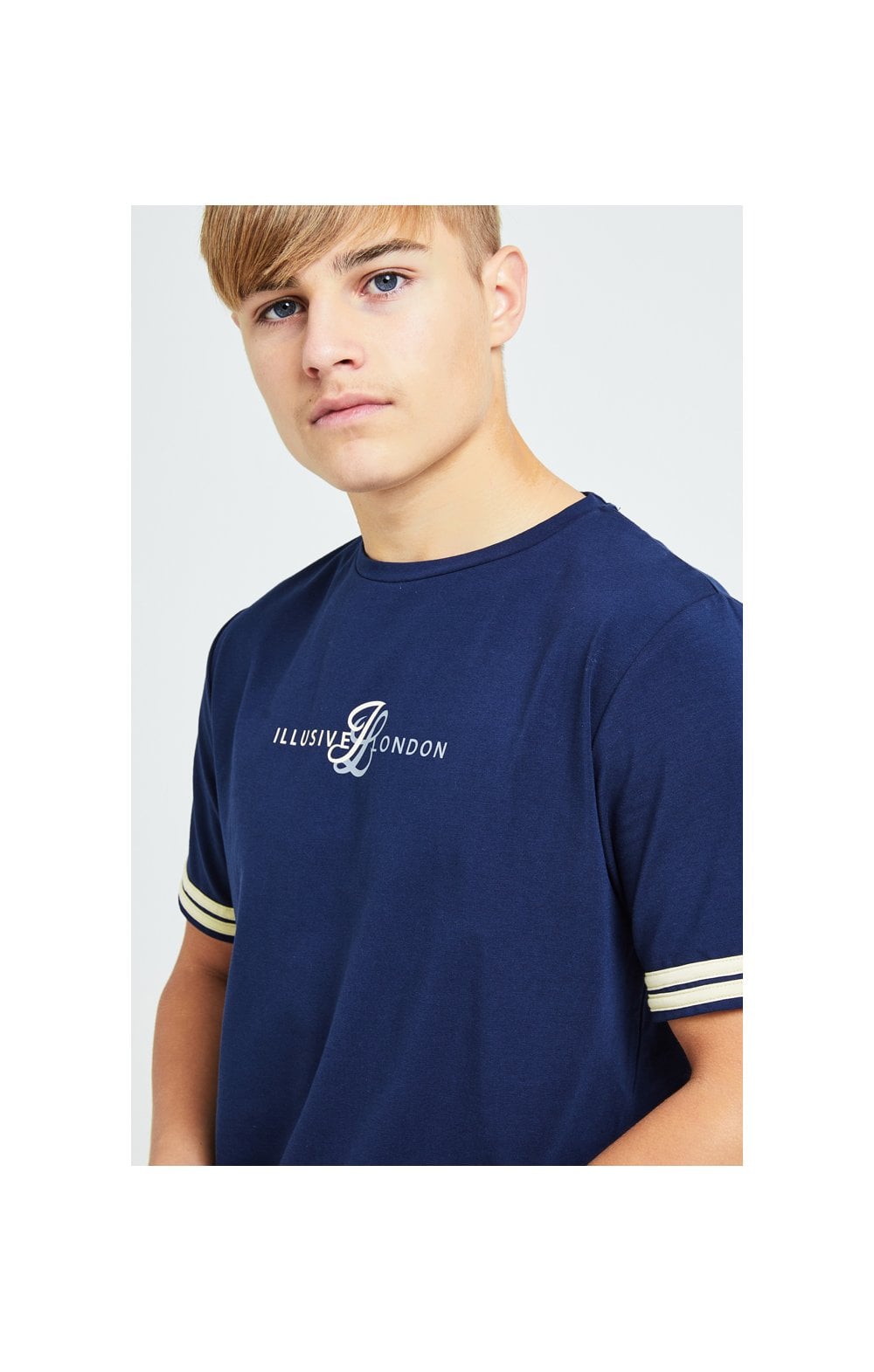 Load image into Gallery viewer, Illusive London Legacy Tee - Navy &amp; Cream (2)