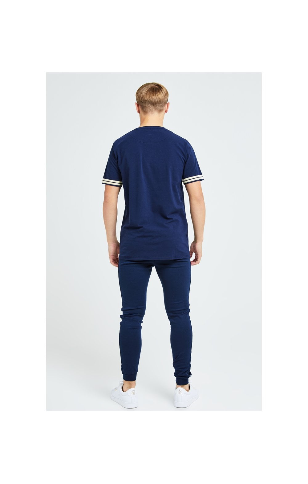 Load image into Gallery viewer, Illusive London Legacy Tee - Navy &amp; Cream (5)
