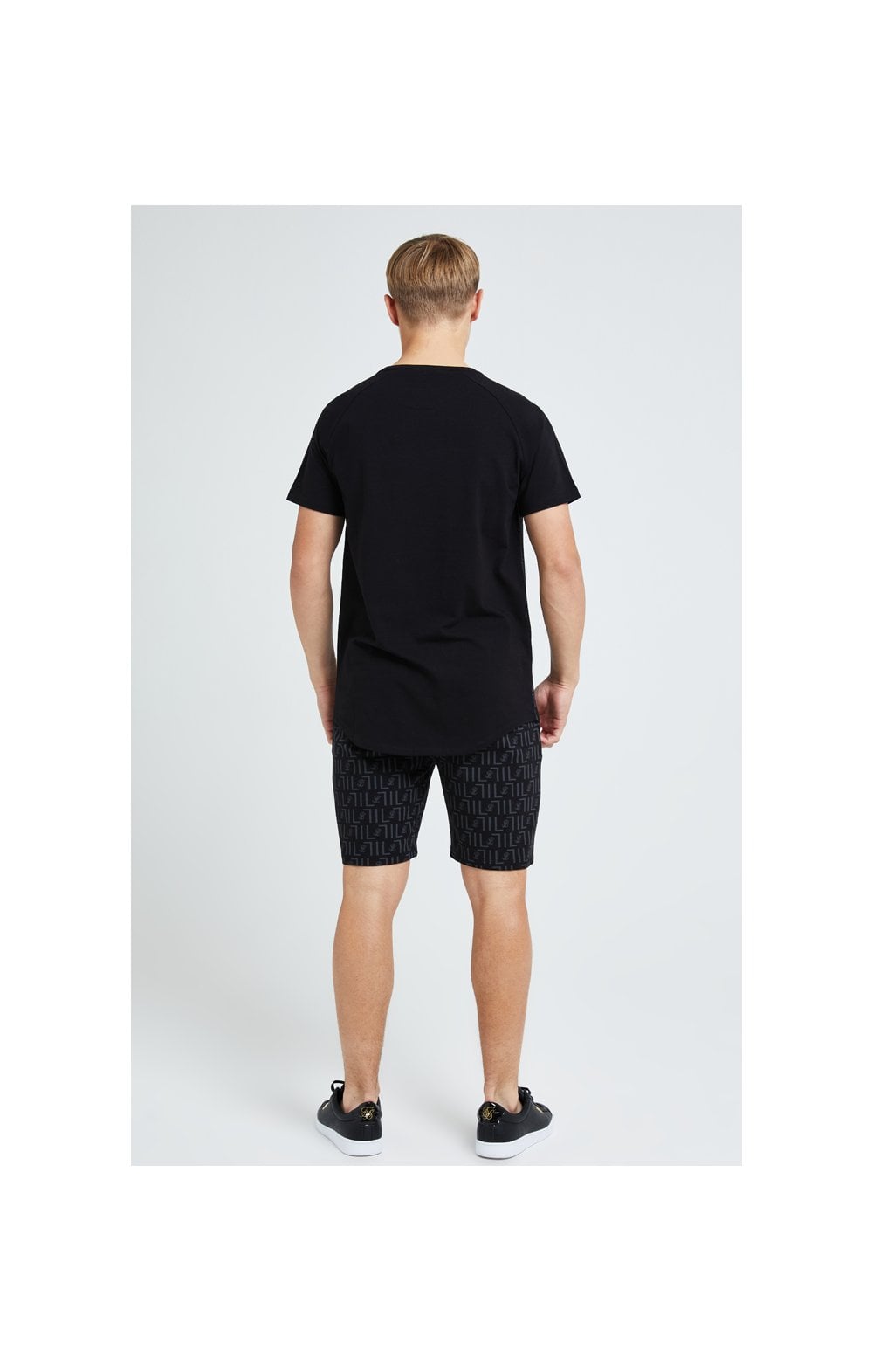 Load image into Gallery viewer, Illusive London Elite Shorts - Black (5)