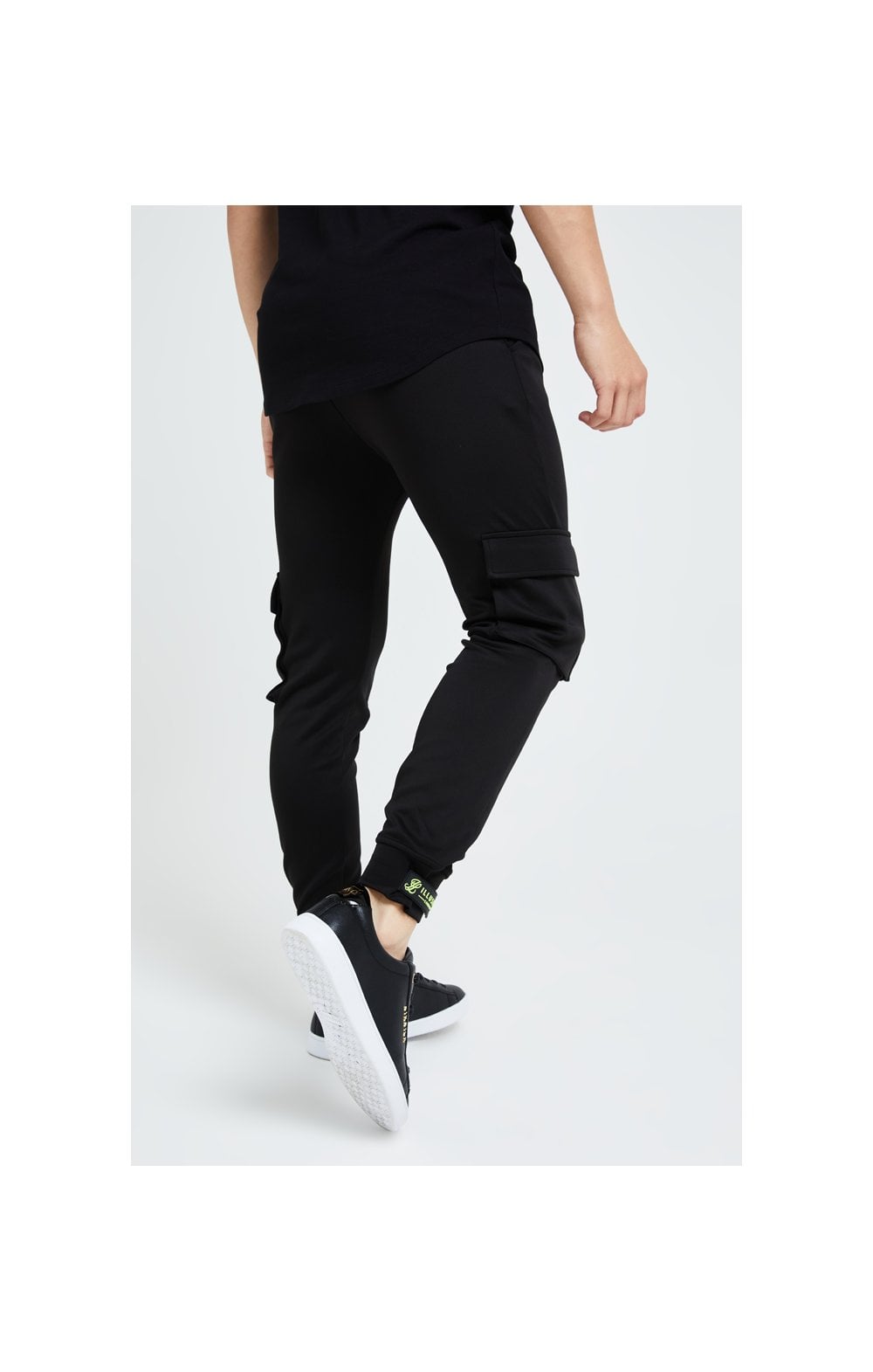 Load image into Gallery viewer, Illusive London Element Cargo Joggers - Black &amp; Green (2)