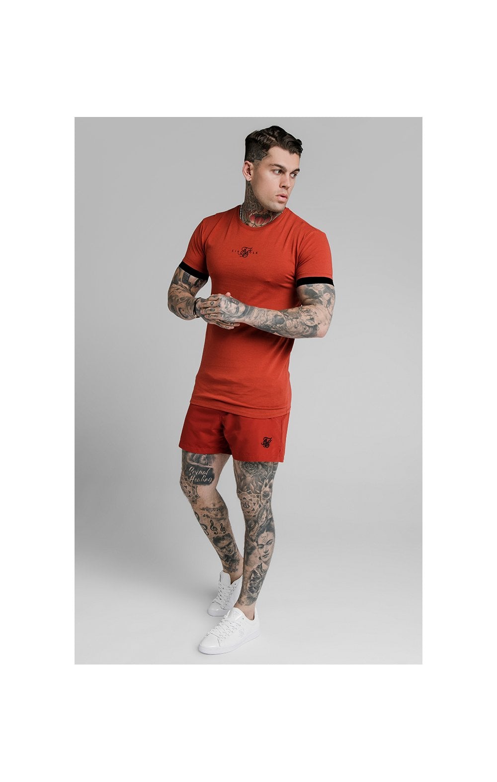 Load image into Gallery viewer, SikSilk Inset Elastic Cuff Gym Tee – Red (3)