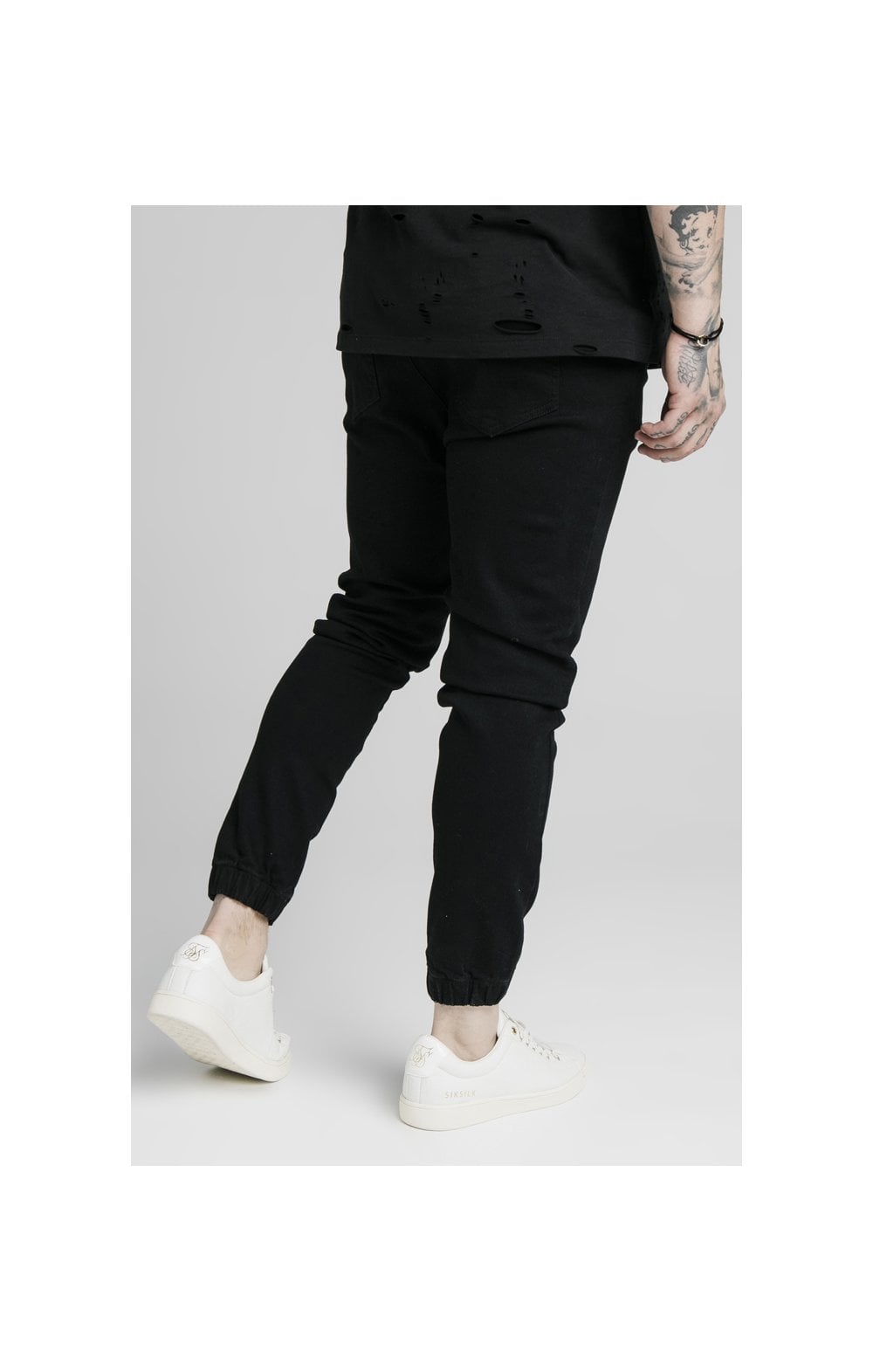 Load image into Gallery viewer, SikSilk Elasticated Cuff Pleated Jeans Pants - Washed Black (5)