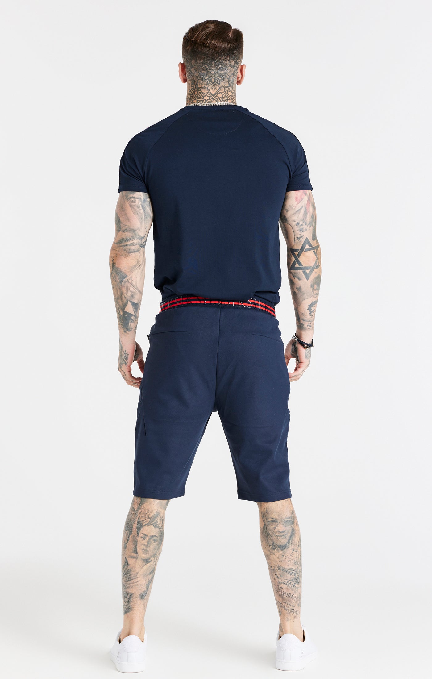 Load image into Gallery viewer, Navy Muscle Fit T-Shirt (4)