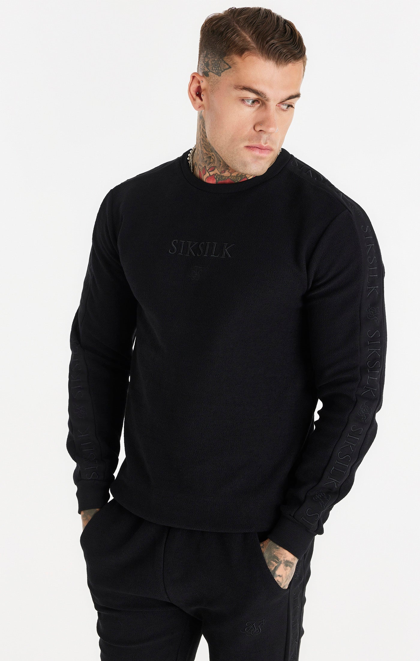 Load image into Gallery viewer, Black Embroidered Sweatshirt