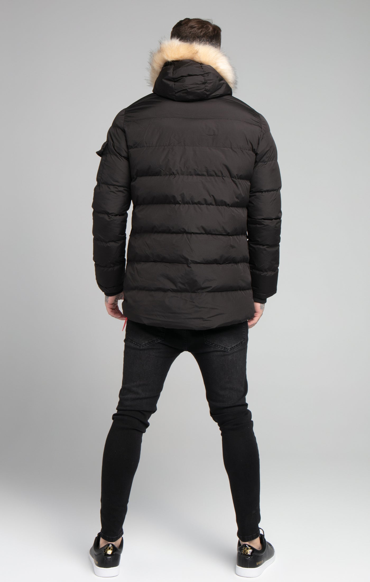 Load image into Gallery viewer, Black Expedition Parka (4)