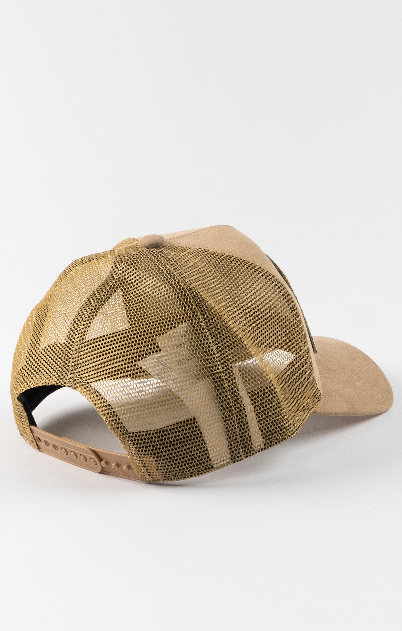 Load image into Gallery viewer, Camel Reef Mesh Trucker Cap (3)