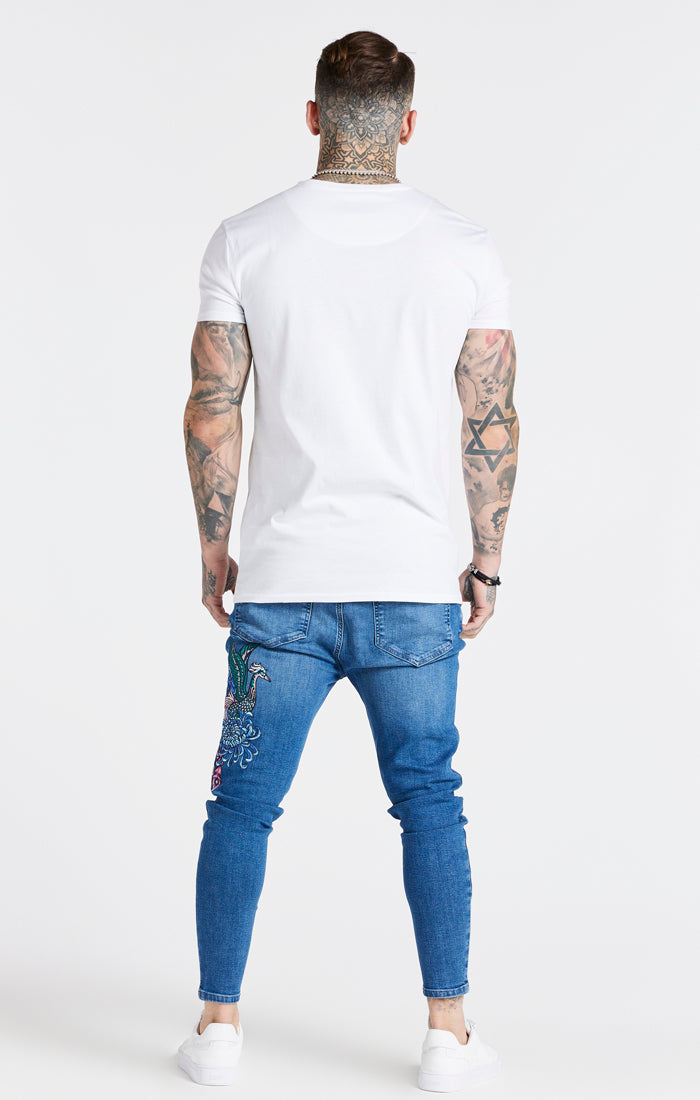 Load image into Gallery viewer, SikSilk X Steve Aoki Badge Gym Tee - White (4)