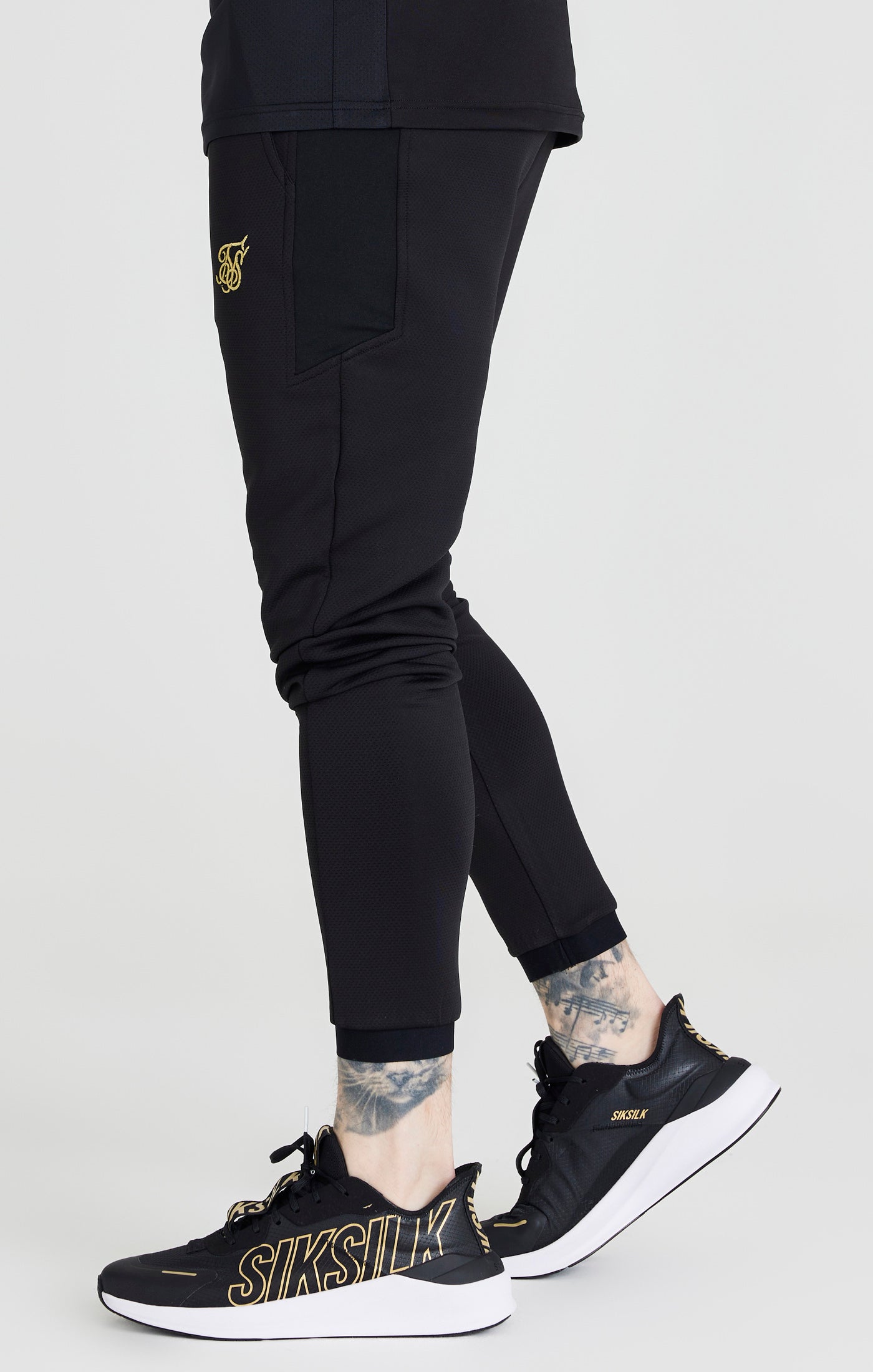Load image into Gallery viewer, Black Retro Sports Scope Pant (1)