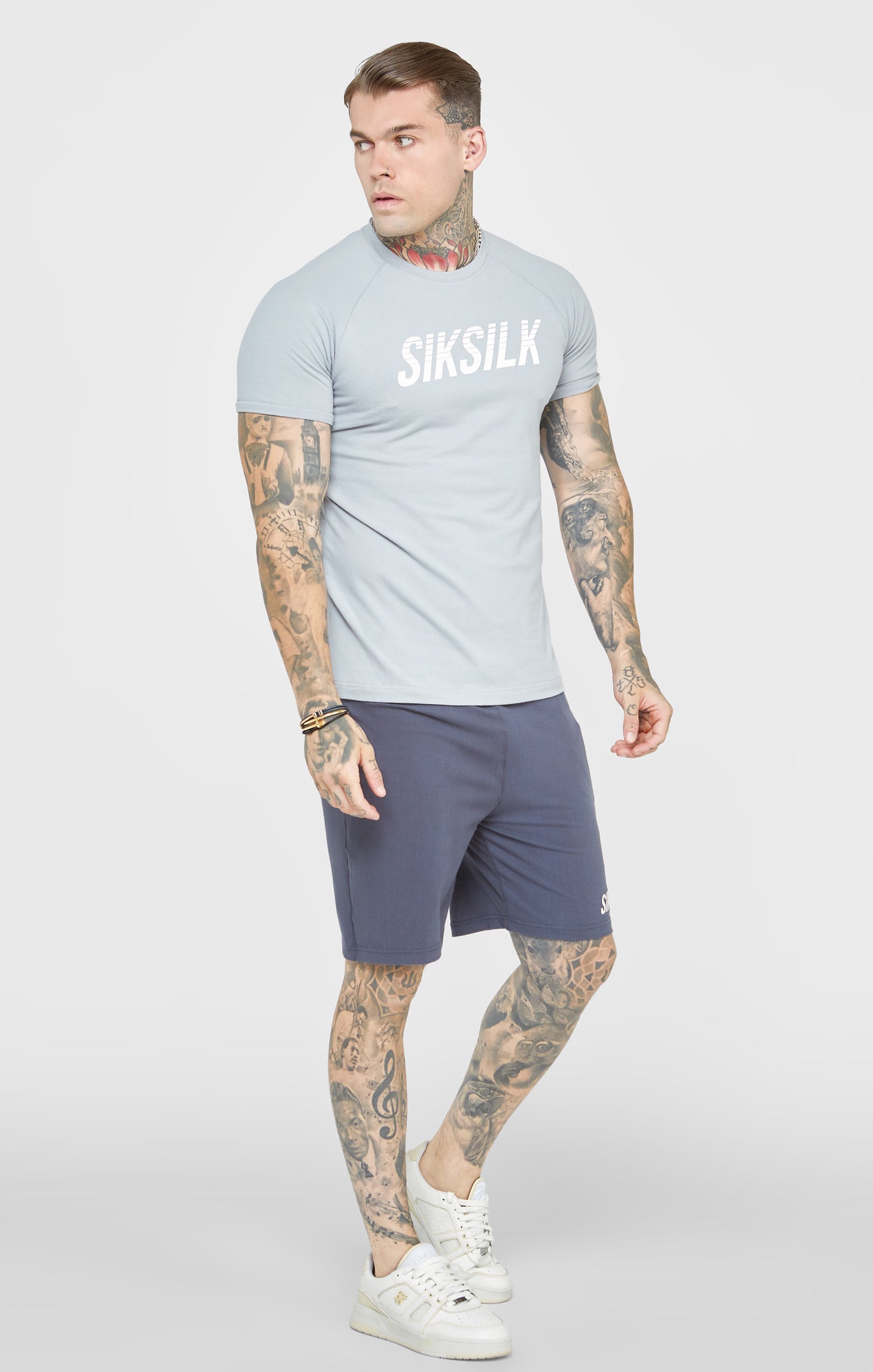 Load image into Gallery viewer, Grey Sports Carrier T-Shirt (3)