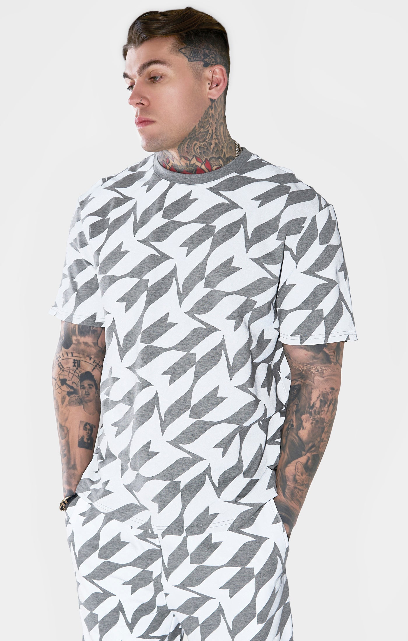 Load image into Gallery viewer, Messi x SikSilk Silver Print Tee - Grey Marl (6)