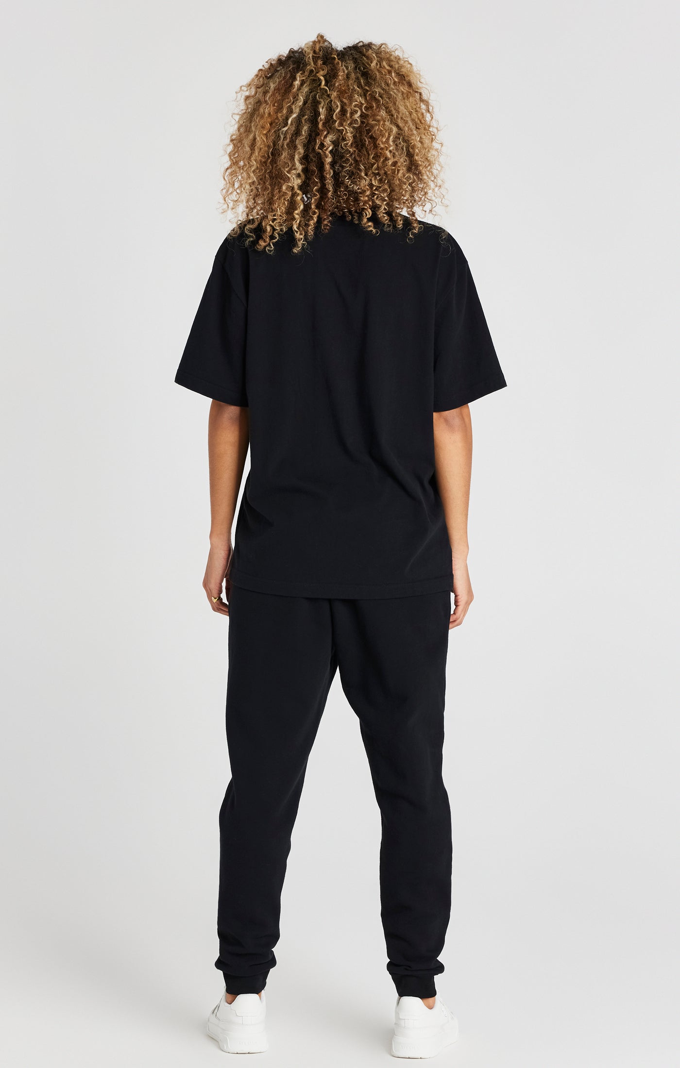 Load image into Gallery viewer, Black Relaxed Fit Cuffed Jogger (6)