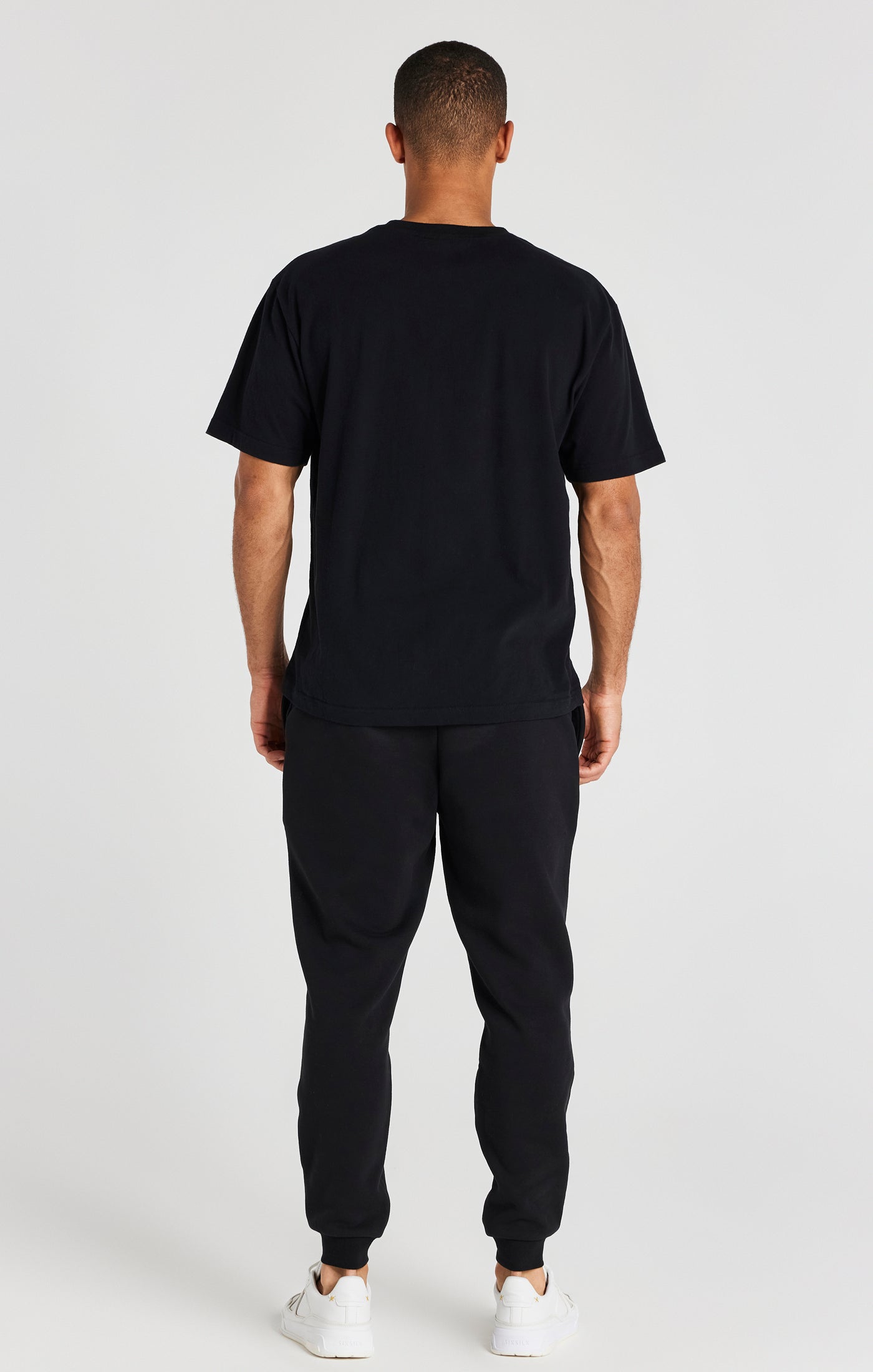 Load image into Gallery viewer, Black Oversized T-Shirt (5)