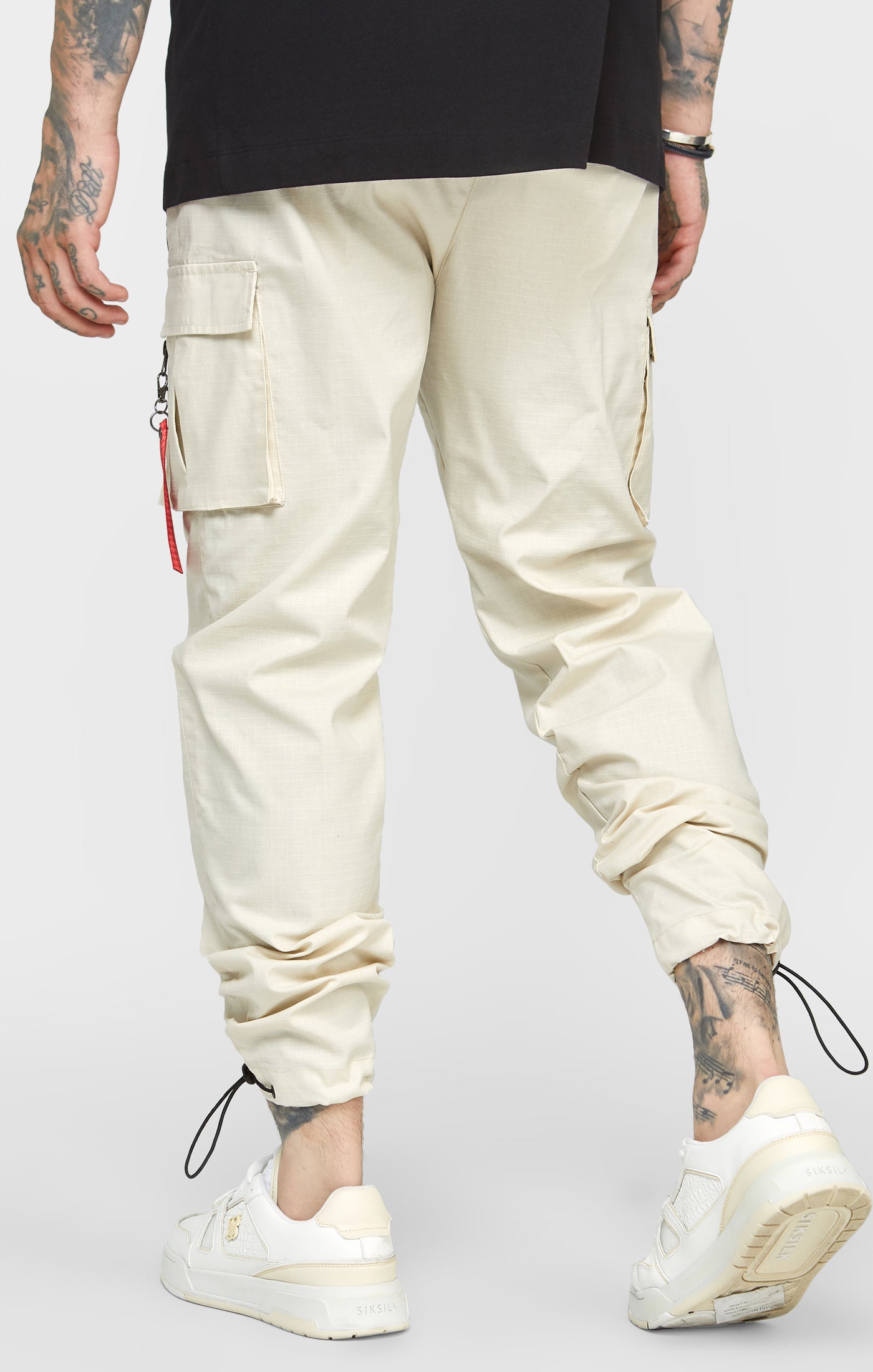 Load image into Gallery viewer, Ecru Relaxed Cuffed Cargo Pant (3)