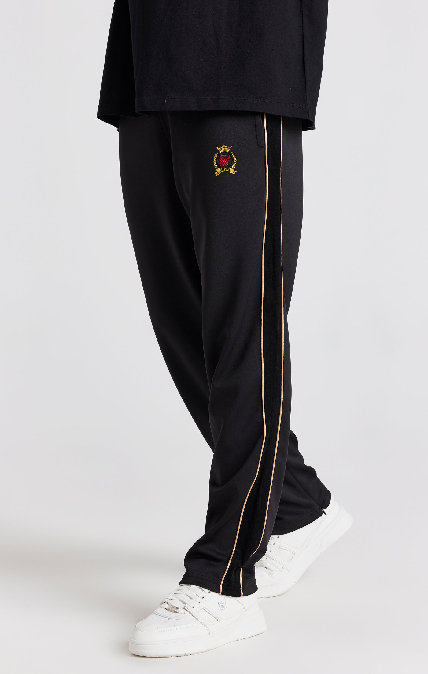 Load image into Gallery viewer, Black Crest Loose Fit Track Pant