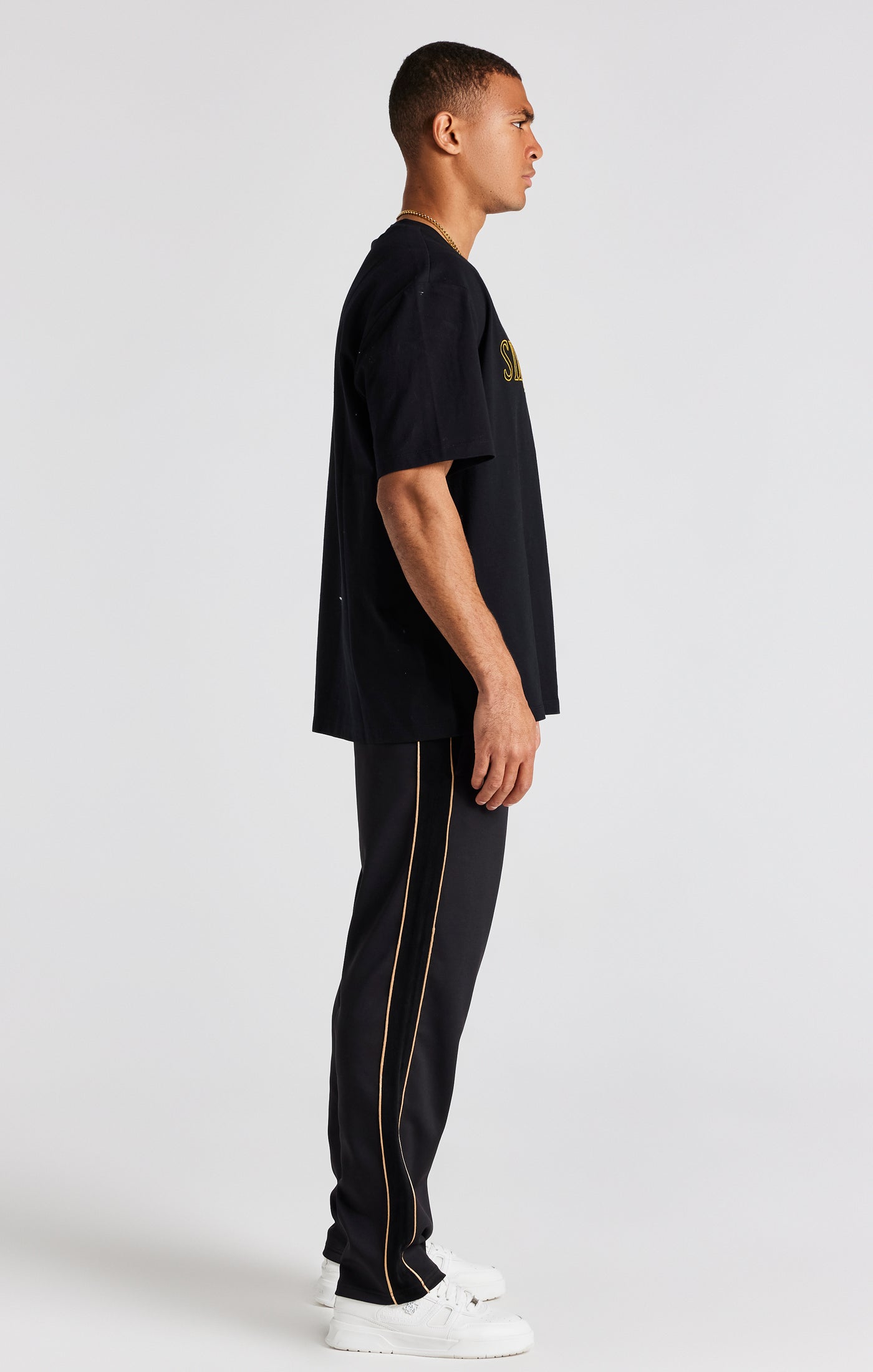 Load image into Gallery viewer, Black Crest Loose Fit Track Pant (4)