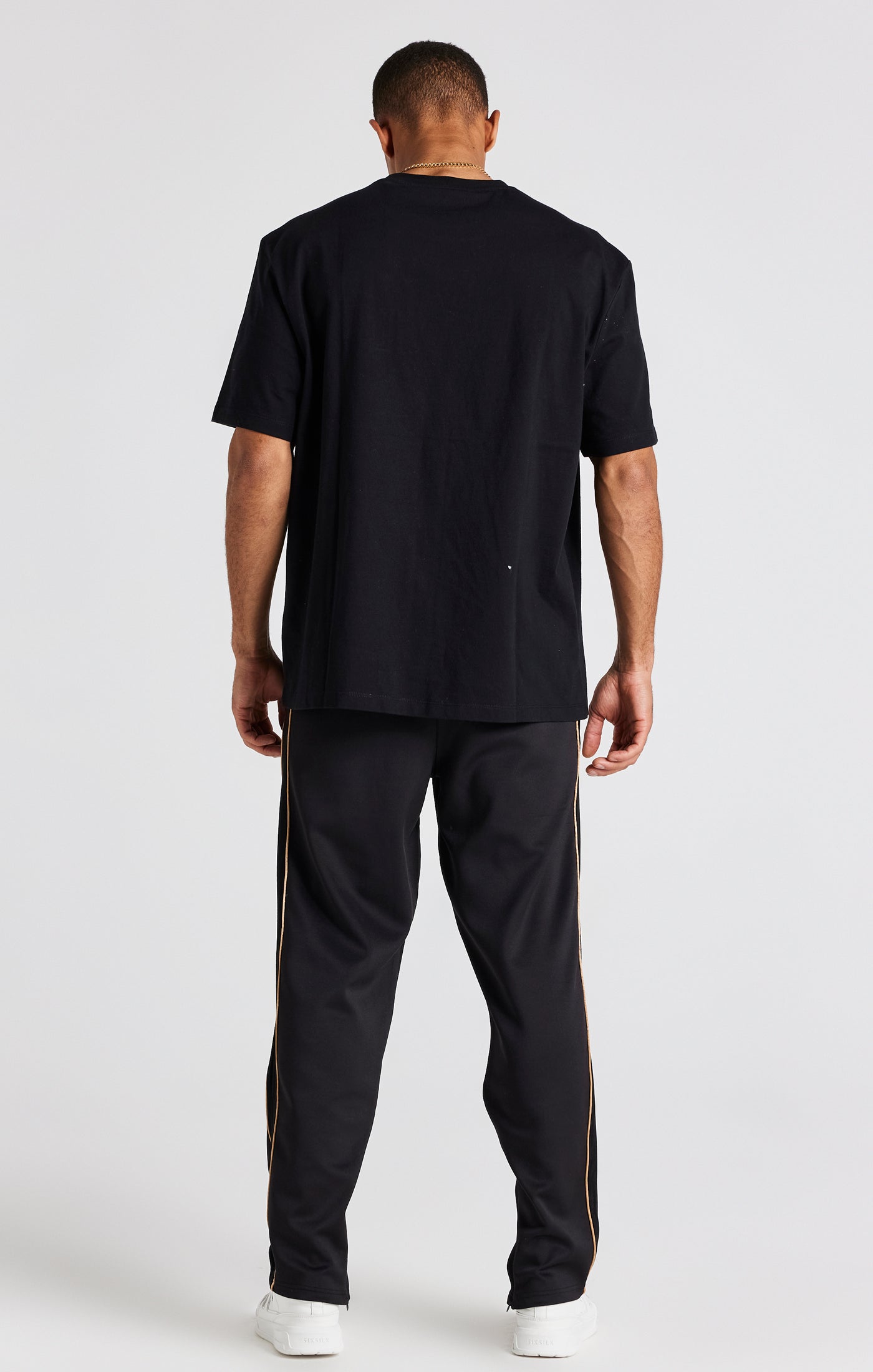 Load image into Gallery viewer, Black Crest Loose Fit Track Pant (6)