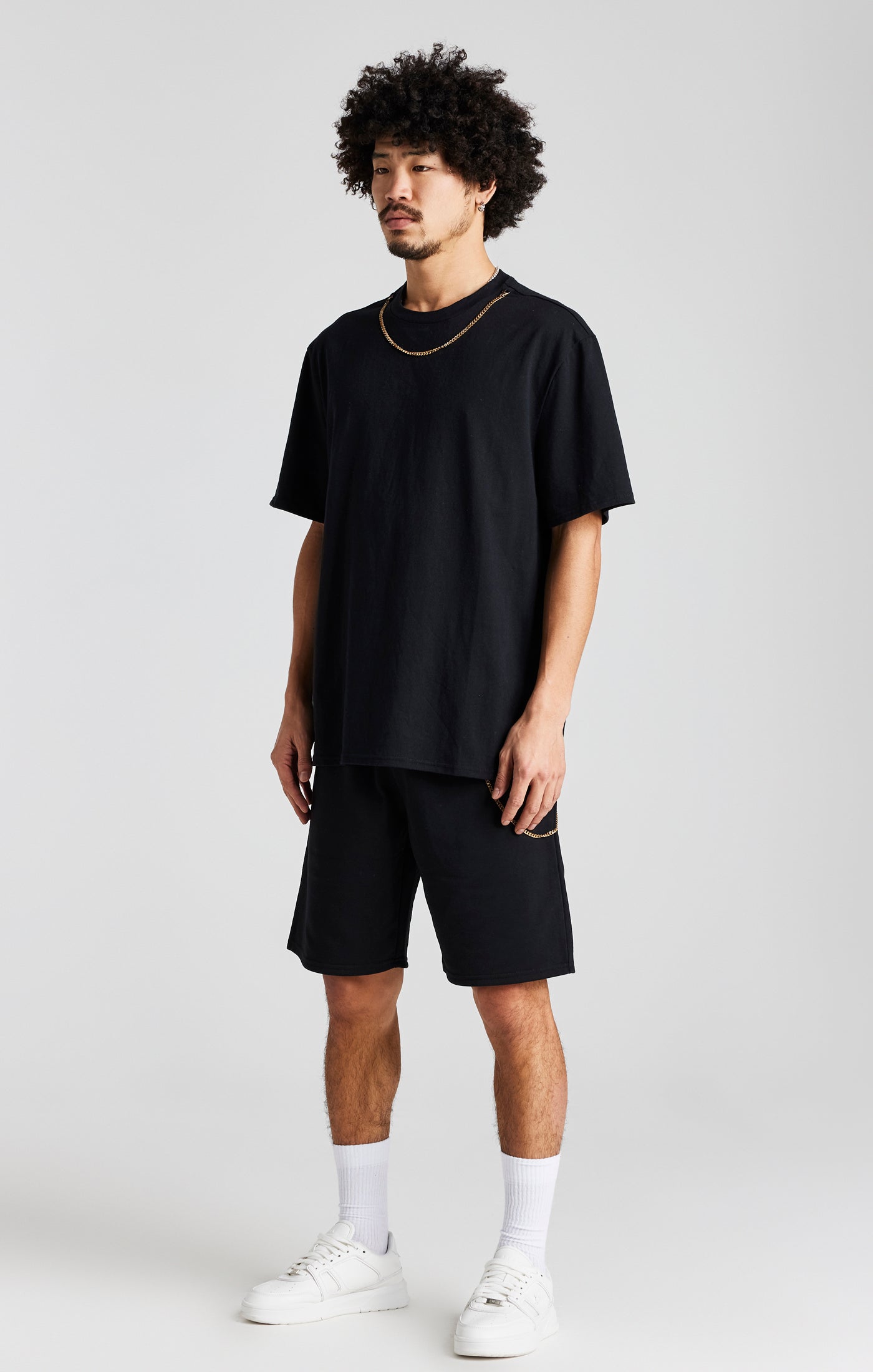 Load image into Gallery viewer, Black Chain Loose Fit Short (2)