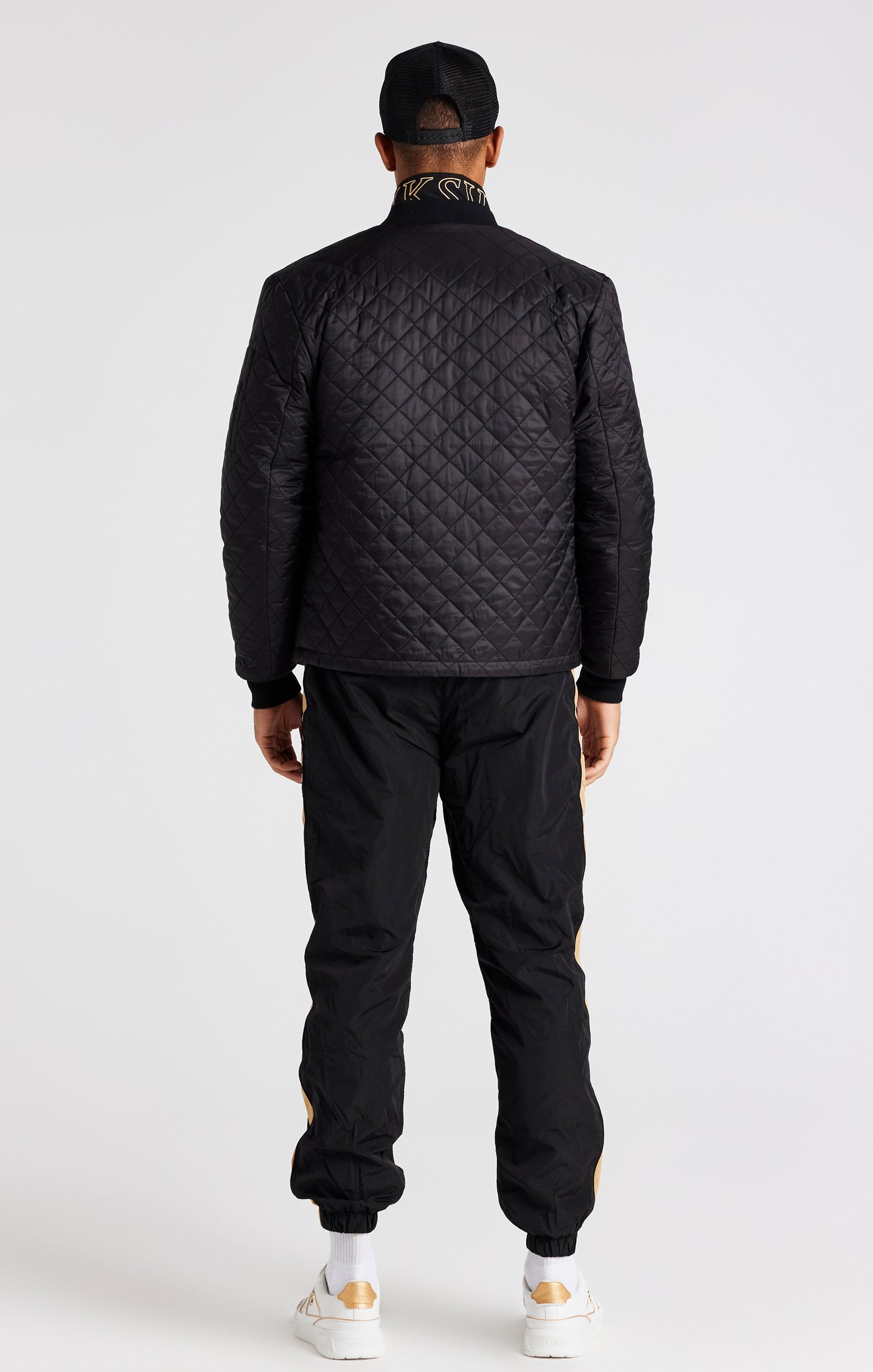 Load image into Gallery viewer, Black Quilted Jacket (2)