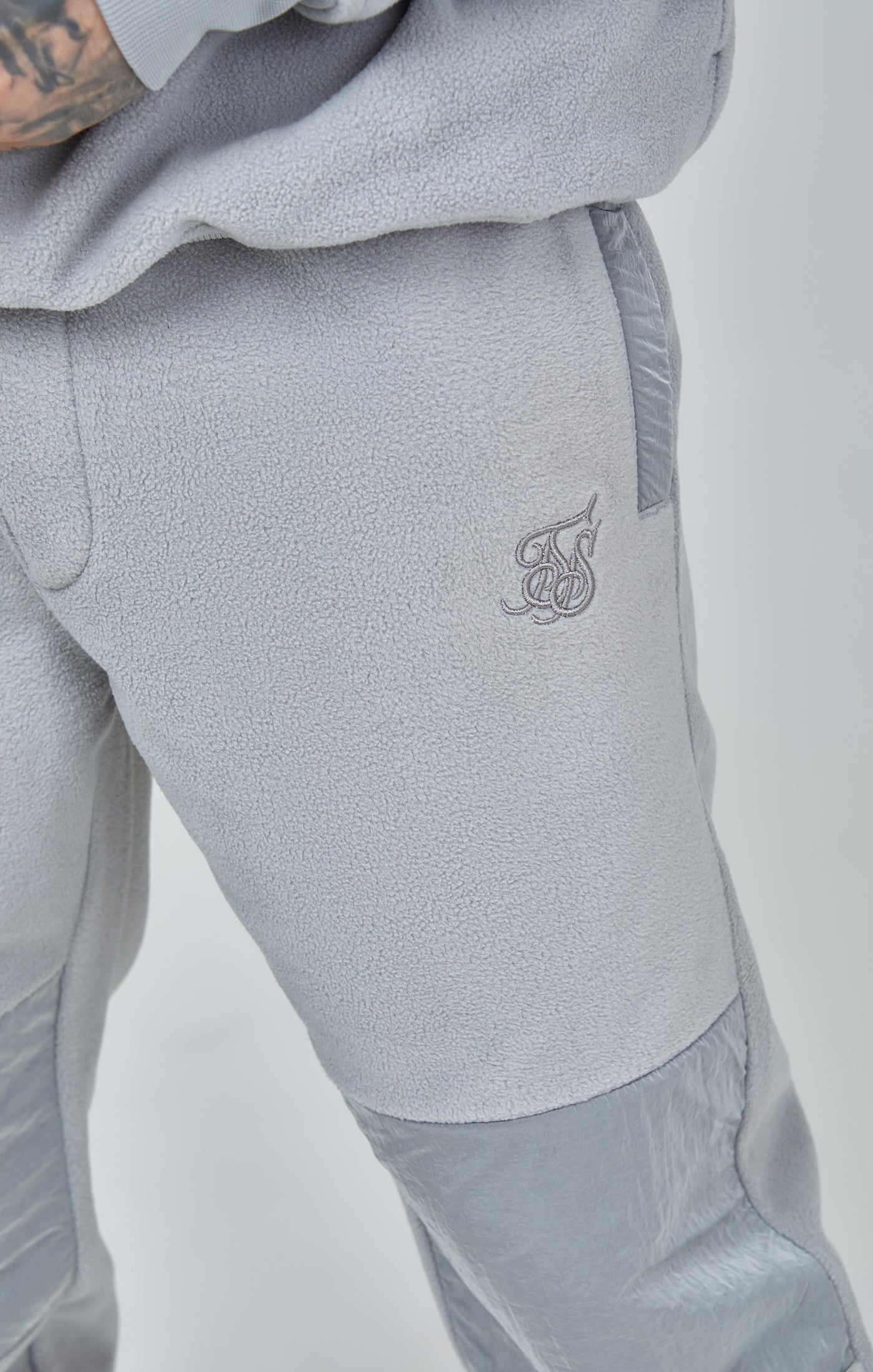 Load image into Gallery viewer, Grey Polar Fleece Panelled Cuffed Jogger (5)