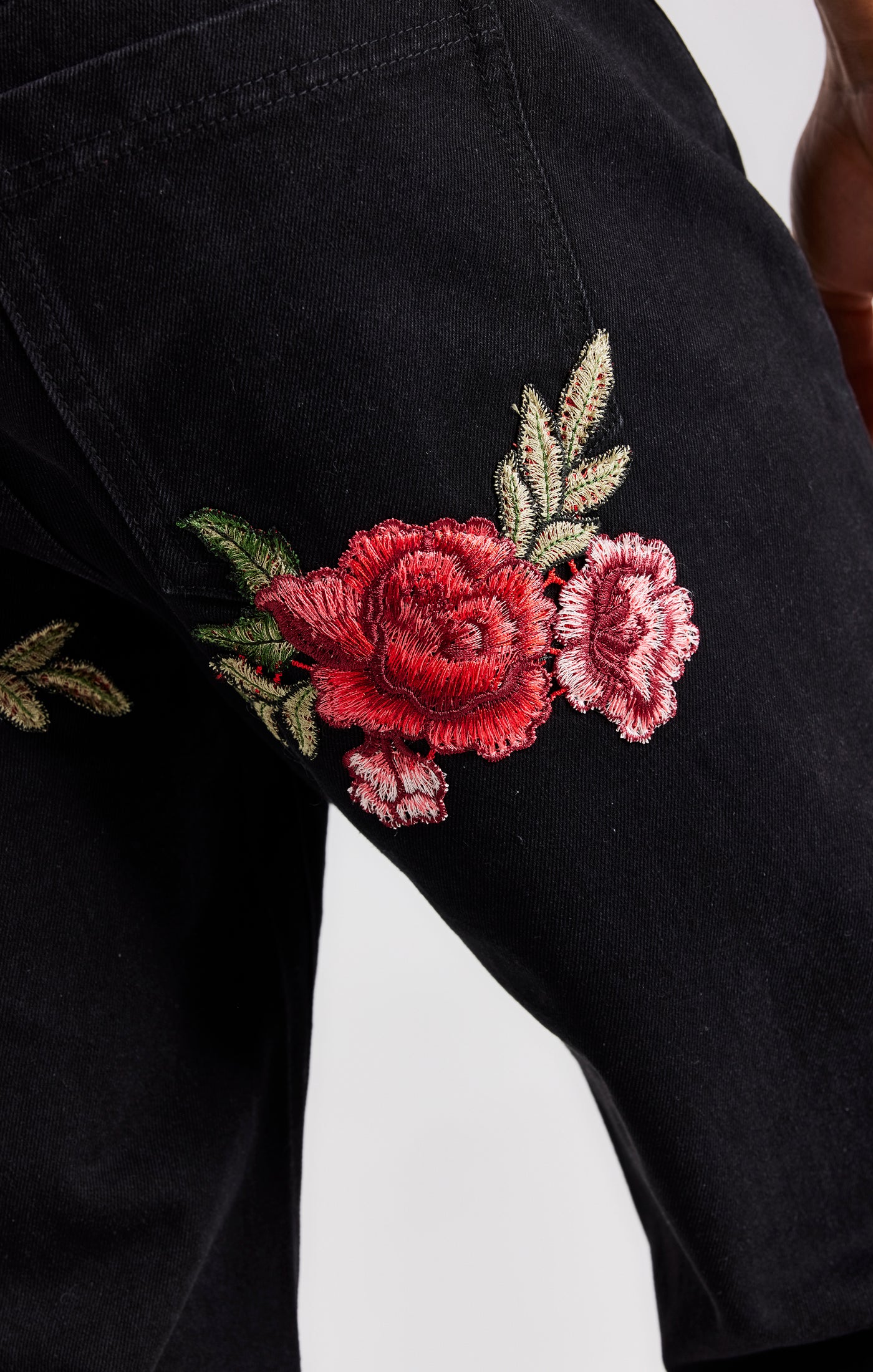Load image into Gallery viewer, Black Rose Straight Cut Denim (5)