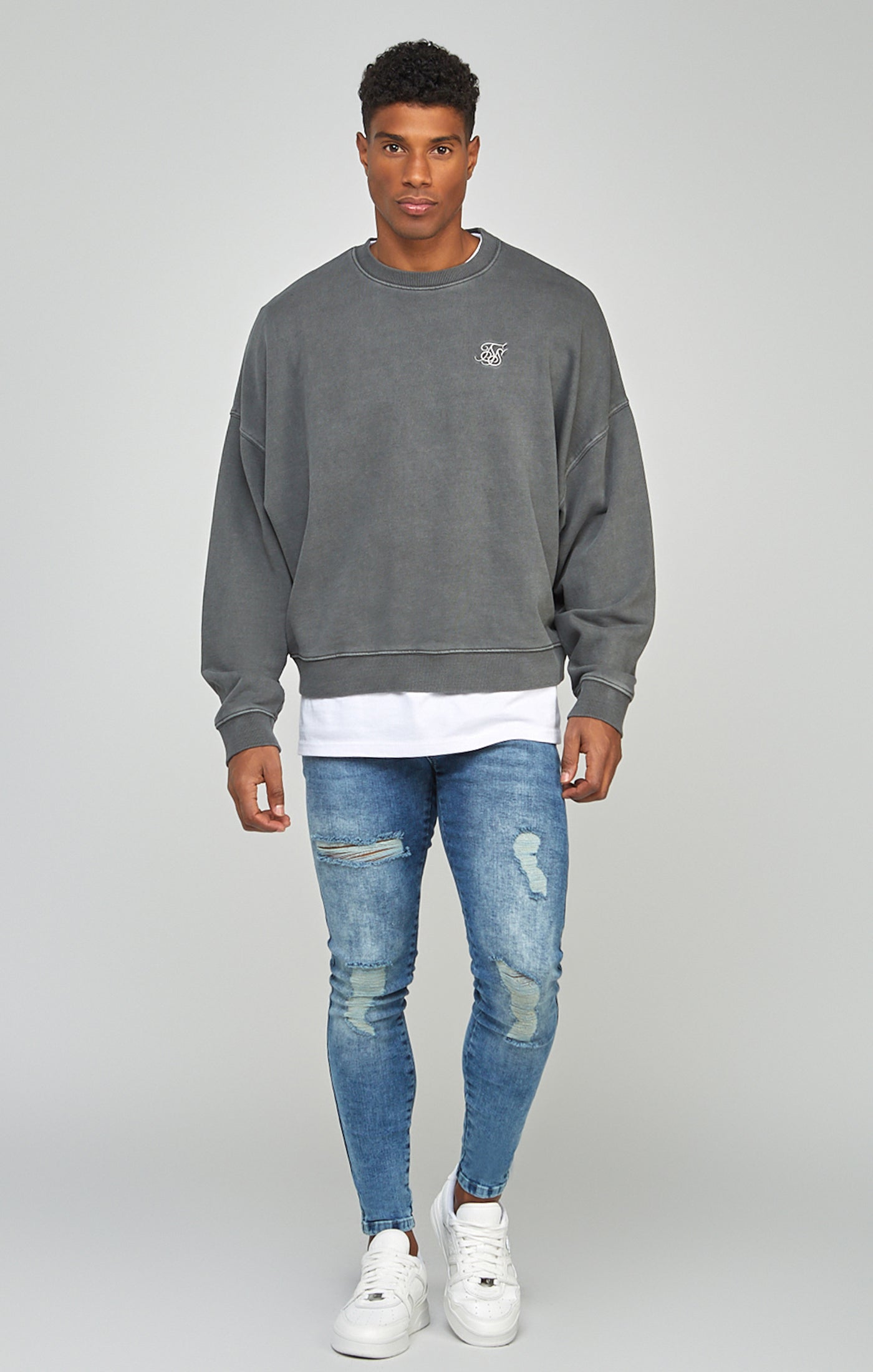 Load image into Gallery viewer, Black Garment Dyed Boxy Fit Sweatshirt (3)